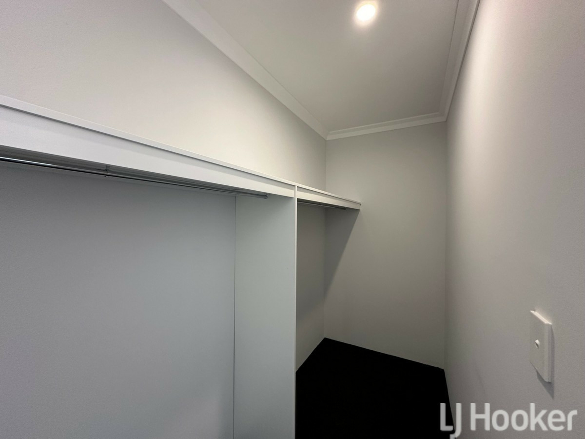 10 Bolsa Road — photo 5 of 19