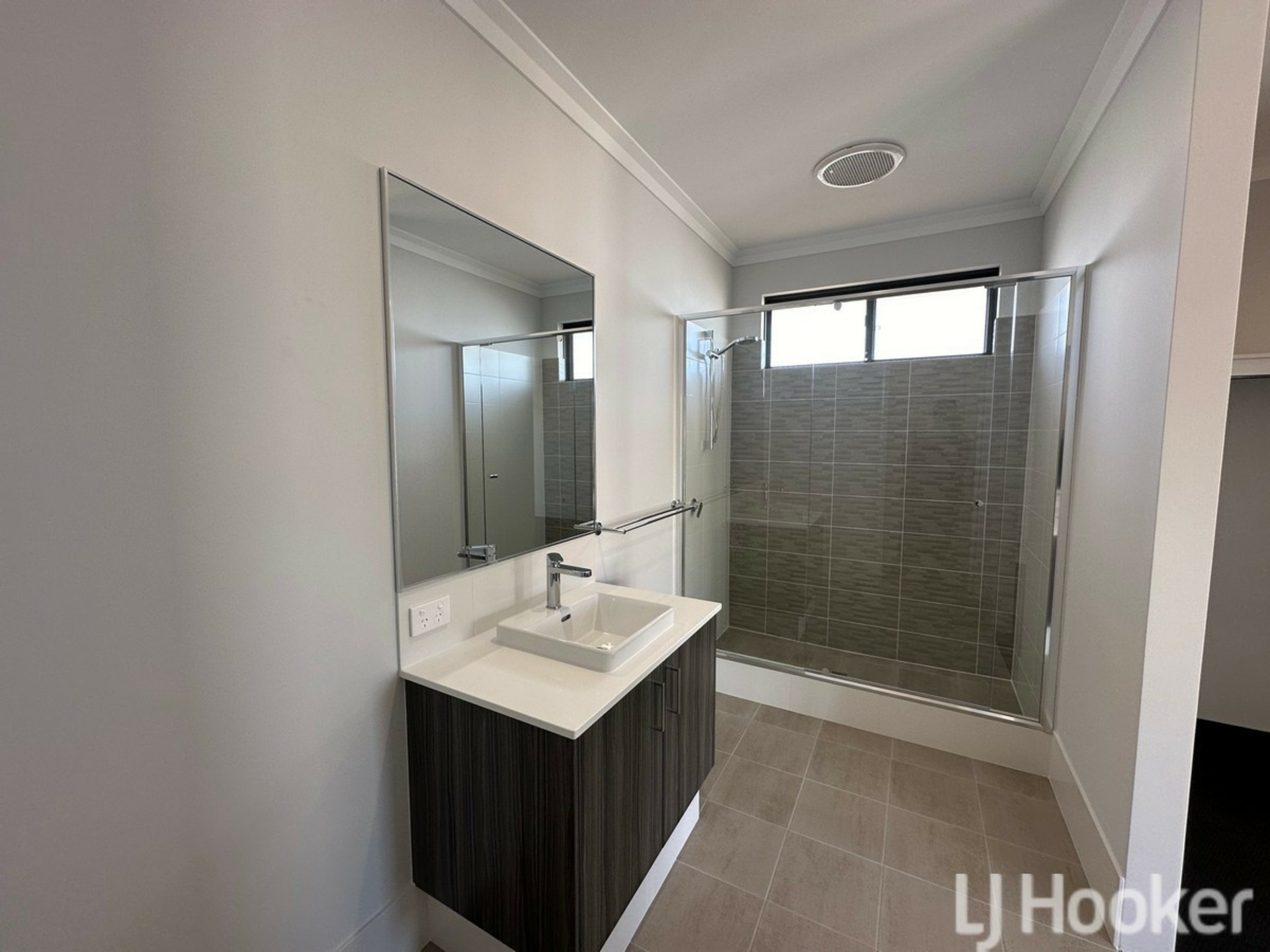 10 Bolsa Road — photo 6 of 19
