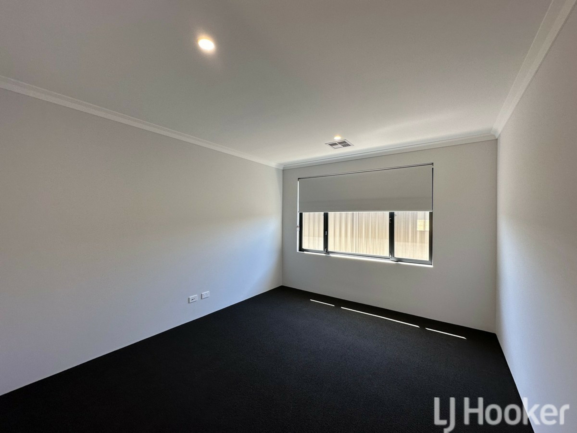 10 Bolsa Road — photo 7 of 19