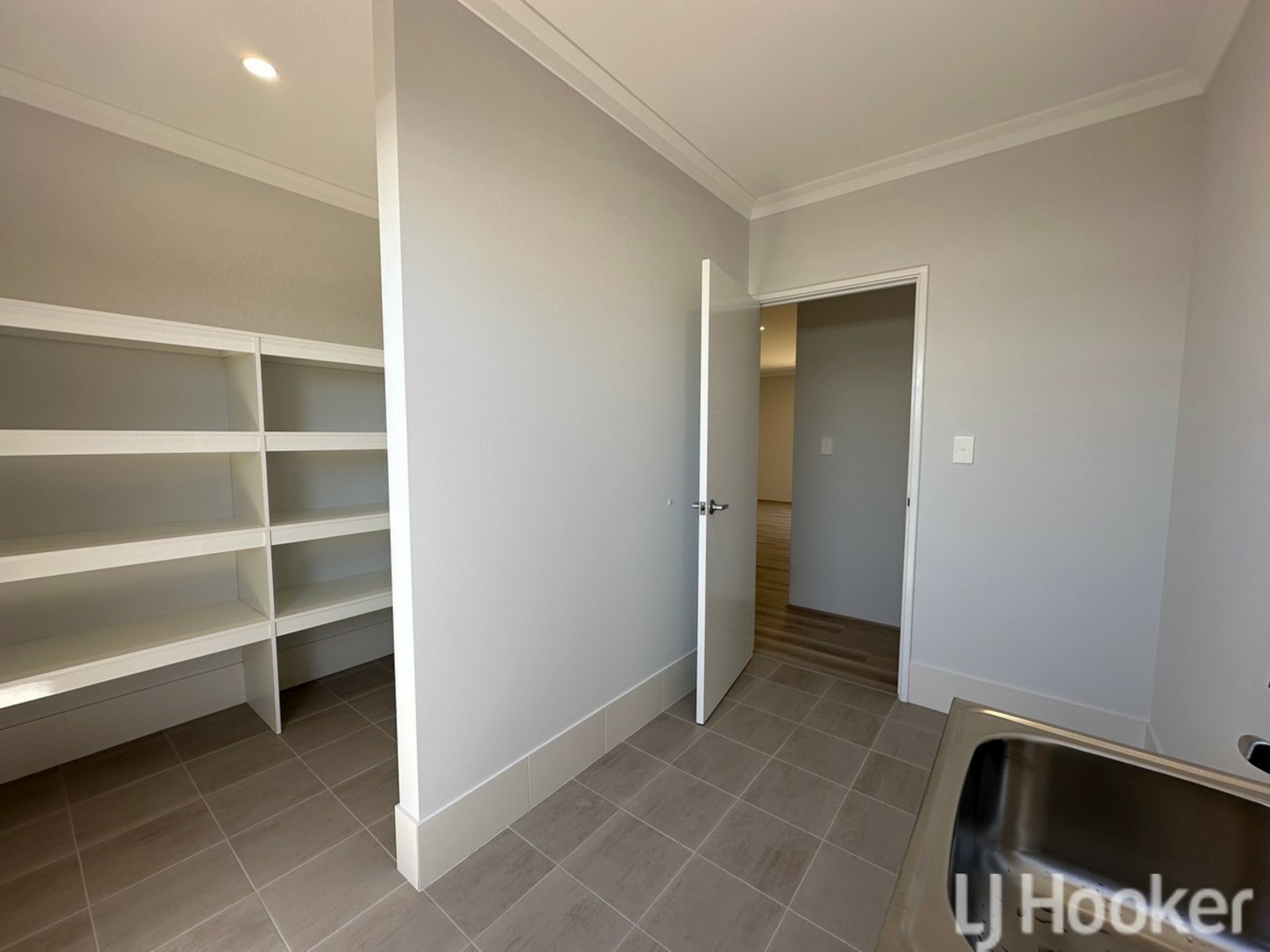 10 Bolsa Road — photo 17 of 19