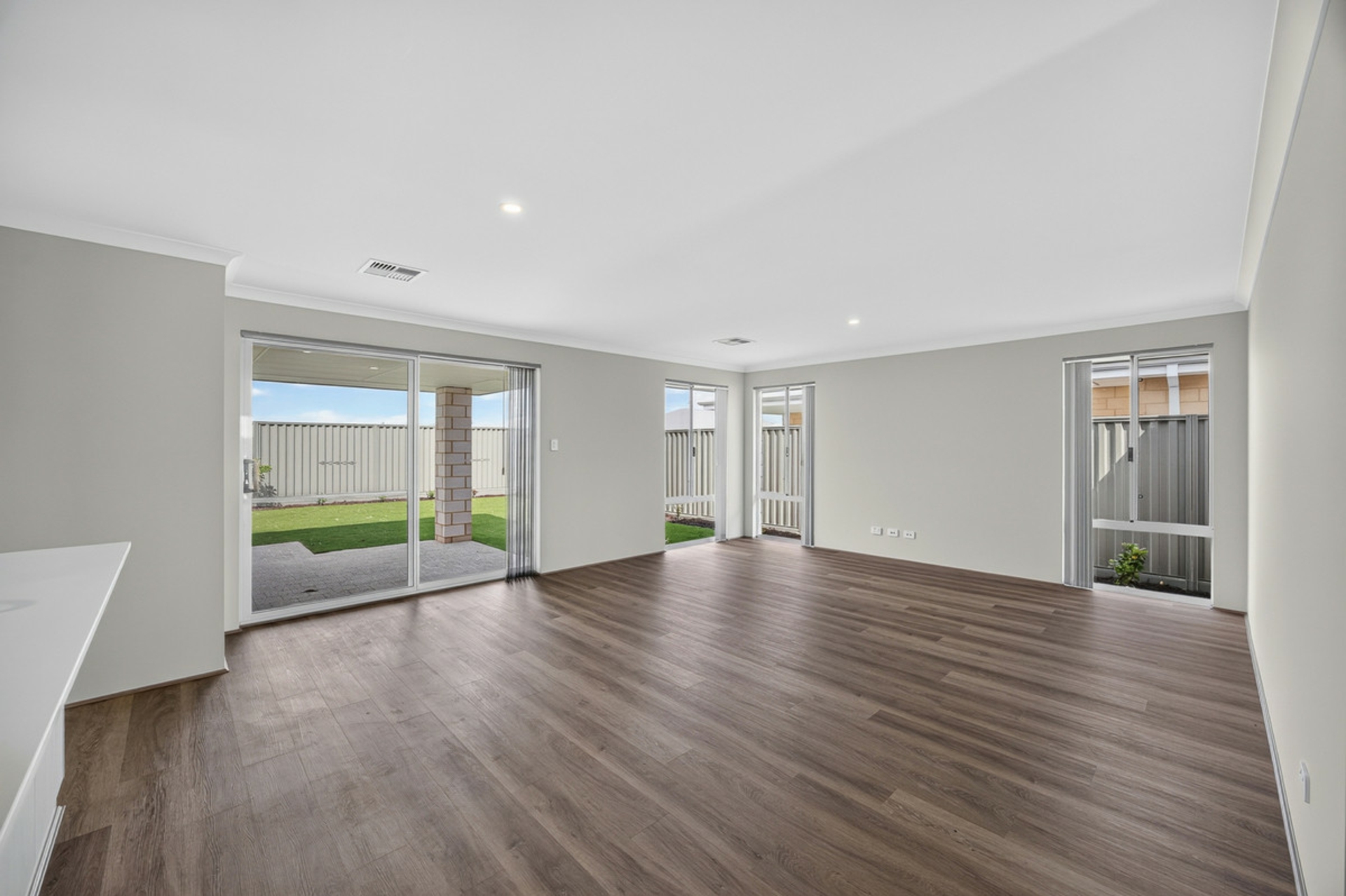 19 Rosewood Avenue — photo 7 of 18