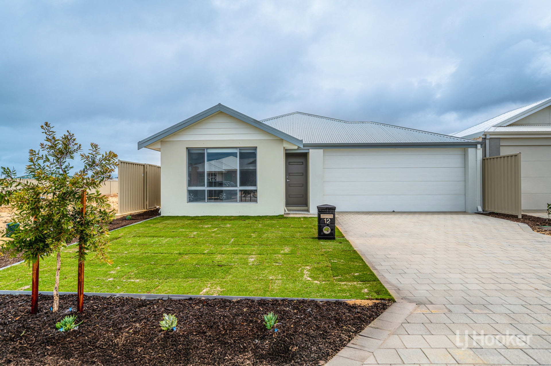 12 Arno Way — photo from LJ Hooker Mandurah