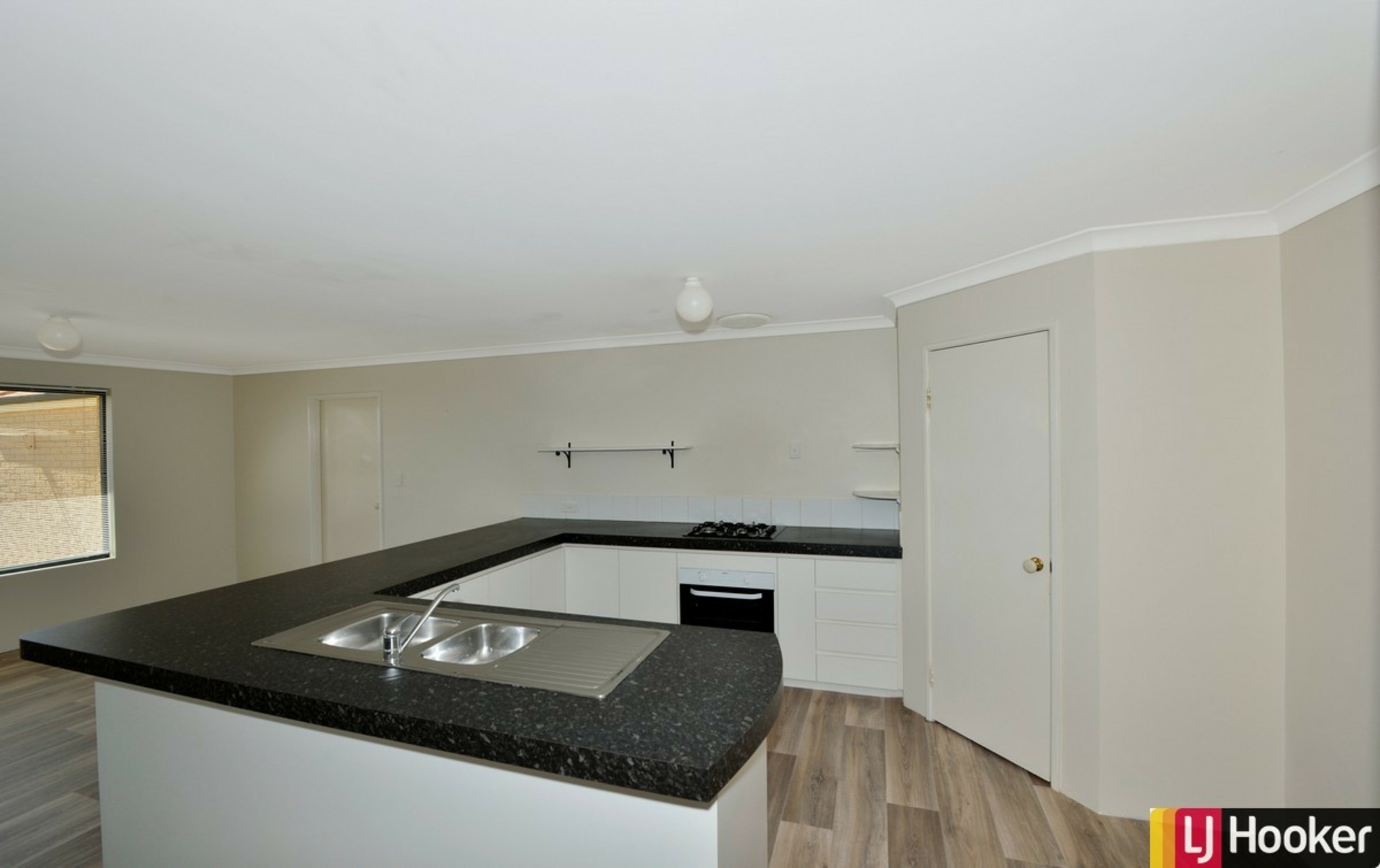 54 Ronsard Drive — photo 4 of 18
