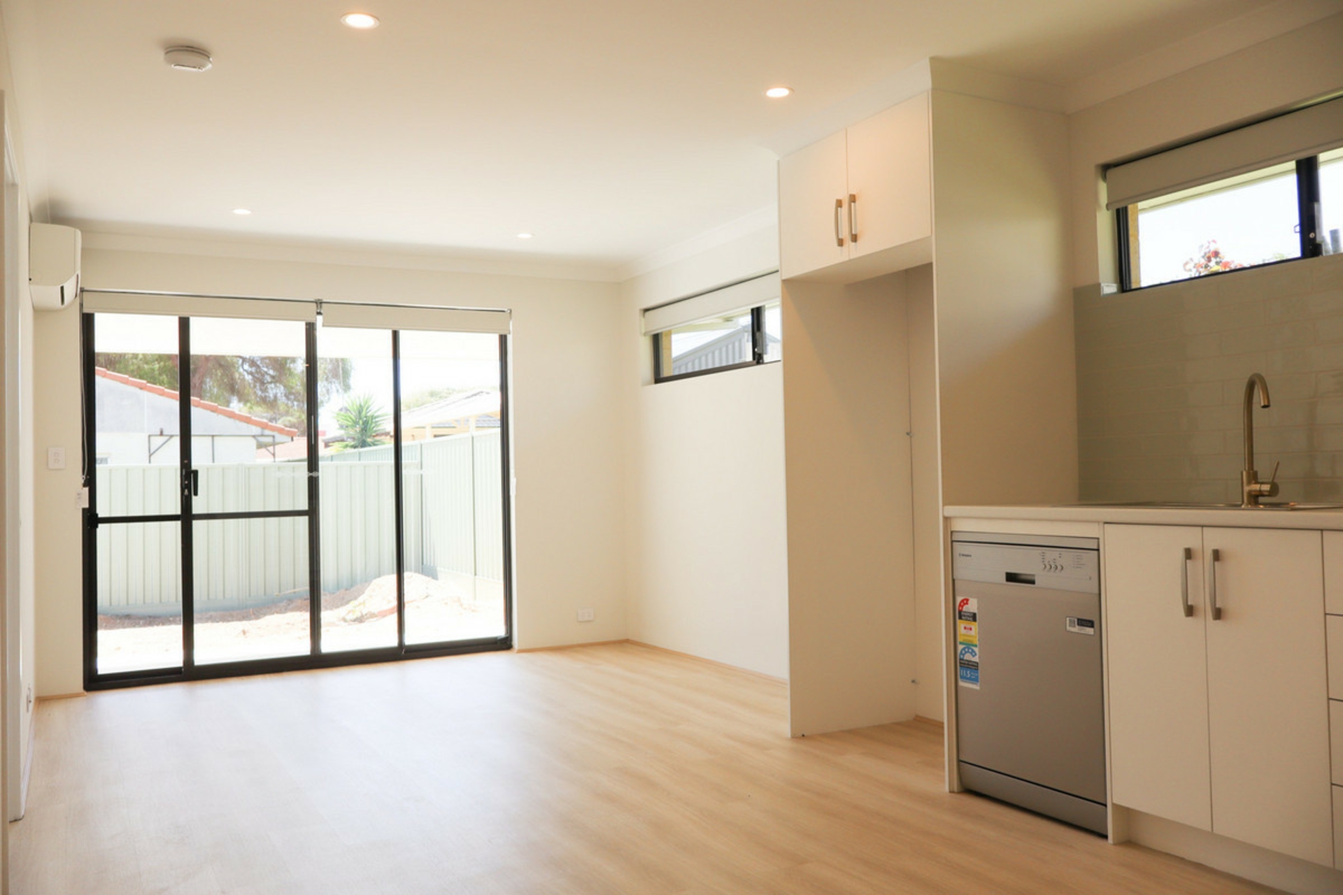 35B Thomson Street — photo 4 of 15