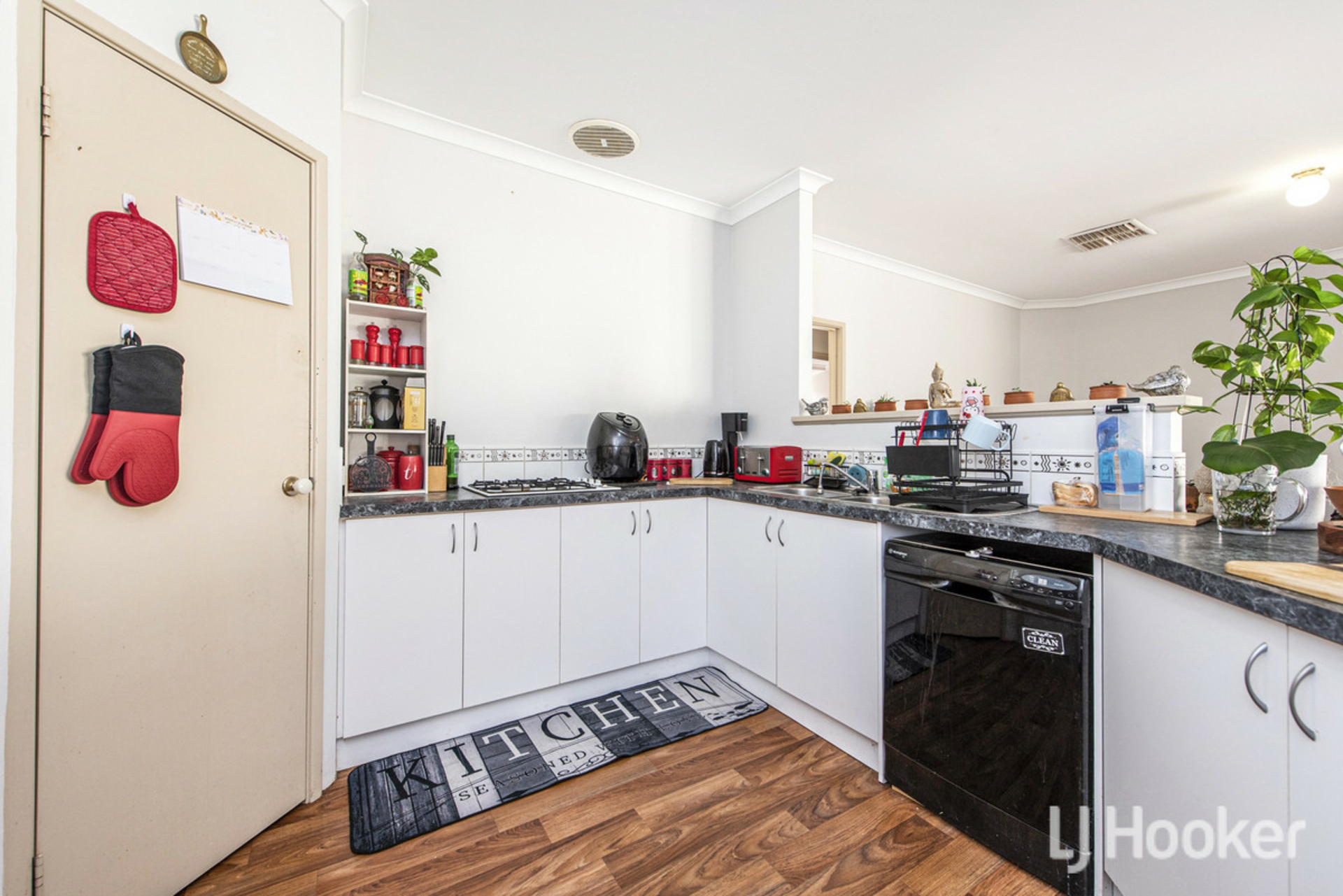 35 Guillardon Terrace — photo 5 of 27