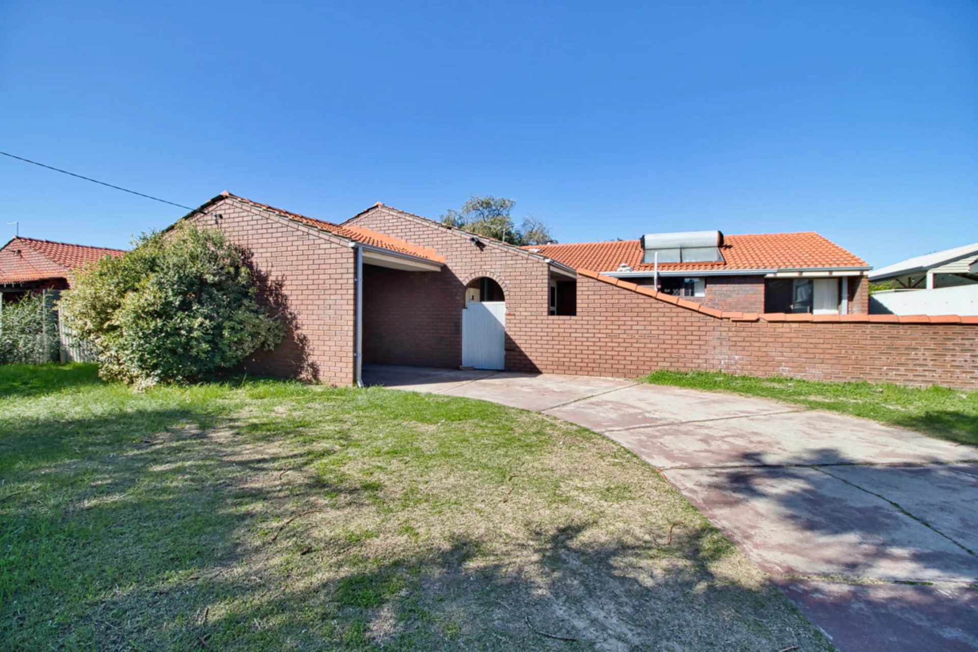 36 Cambridge Crescent — photo from LJ Hooker Mandurah