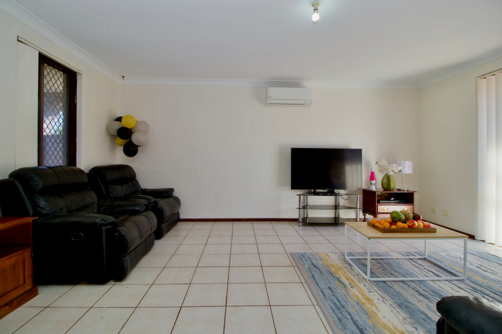 36 Cambridge Crescent — photo 5 of 12