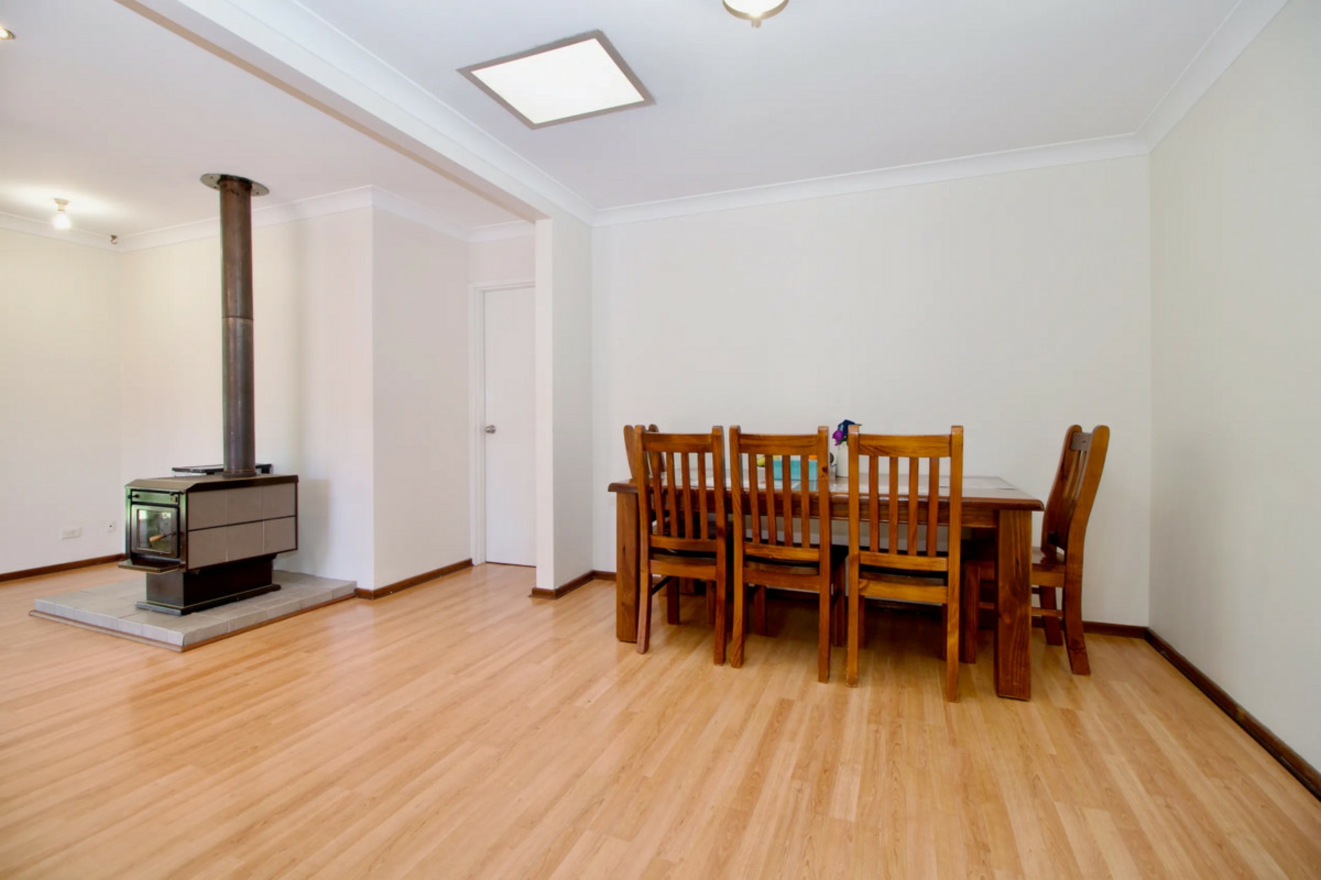 36 Cambridge Crescent — photo 6 of 12