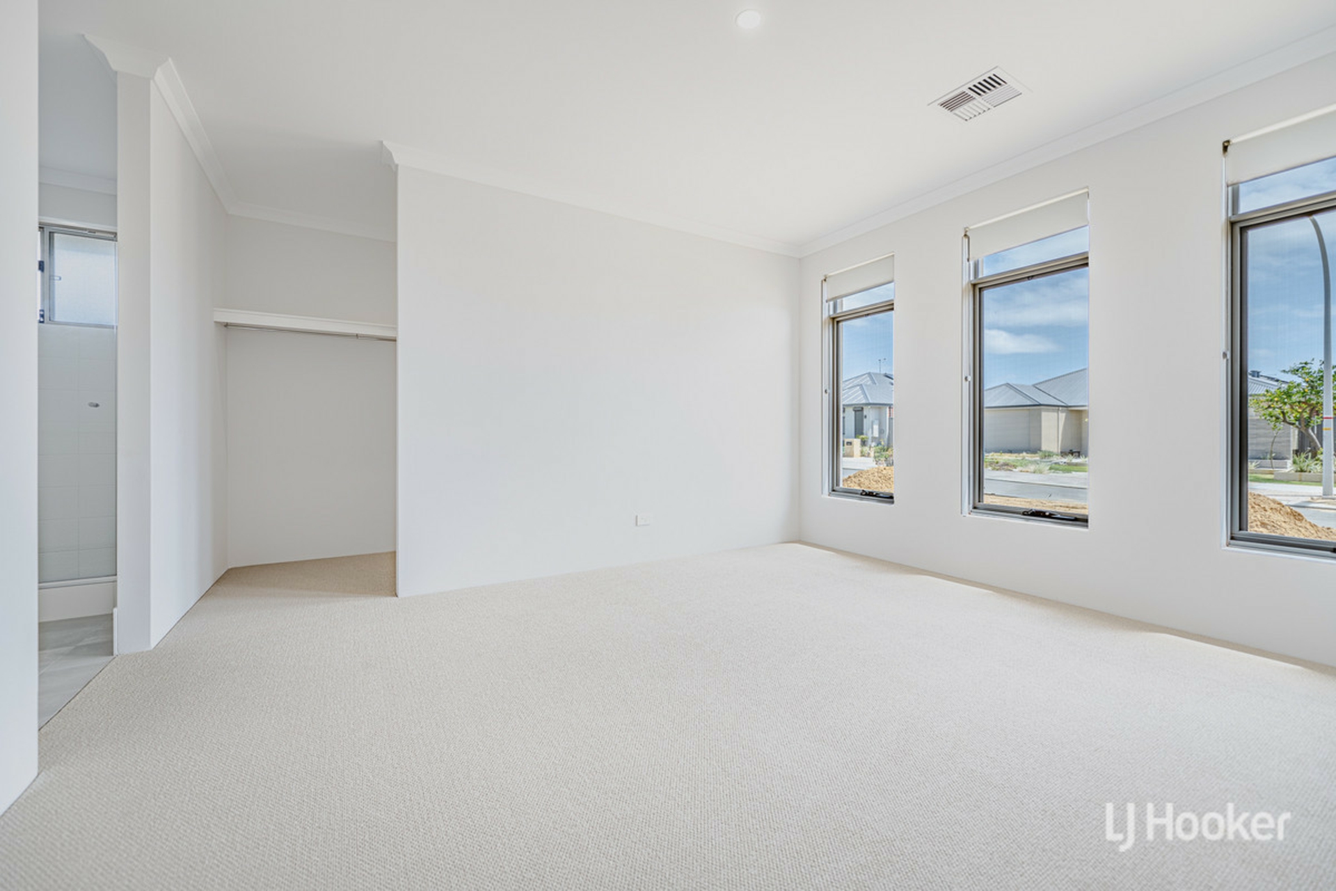 18 Belford Road — photo 2 of 11