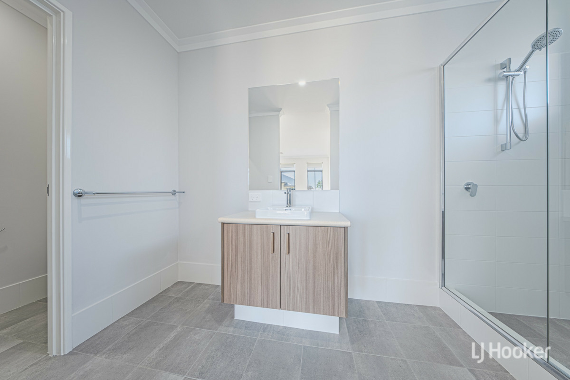 18 Belford Road — photo 3 of 11