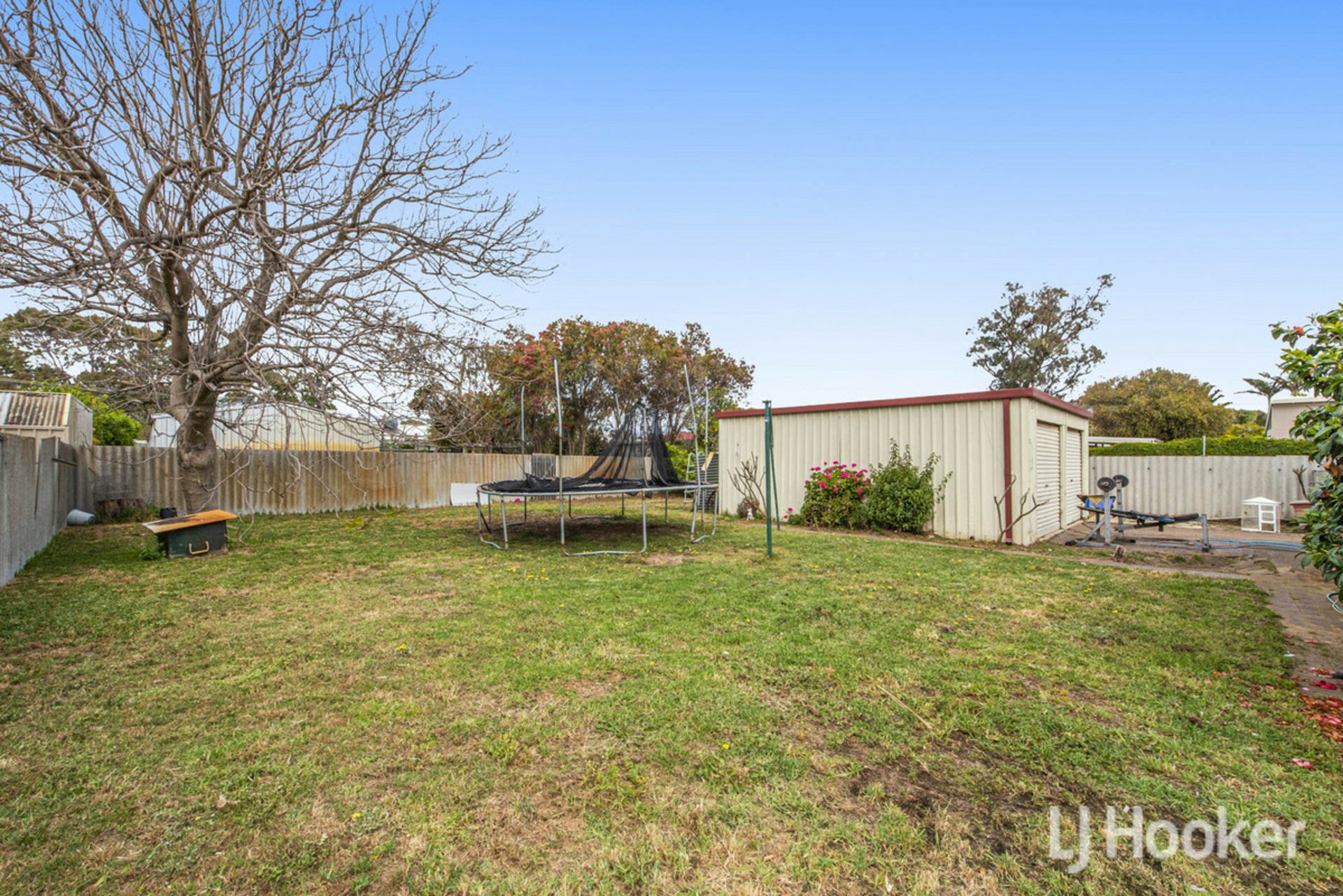 19 Casilda Street — photo 6 of 11