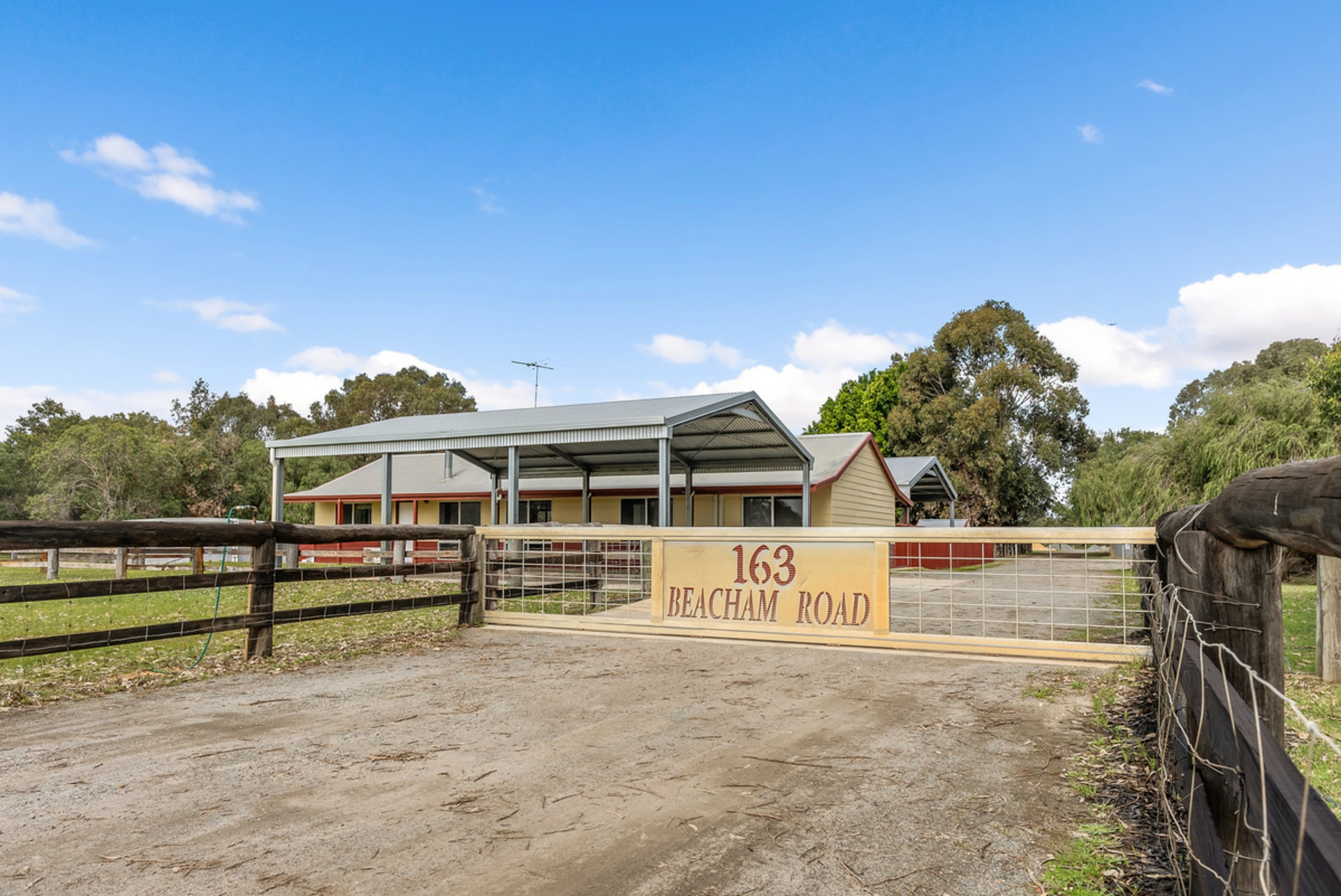 163 Beacham Road — photo from LJ Hooker Mandurah