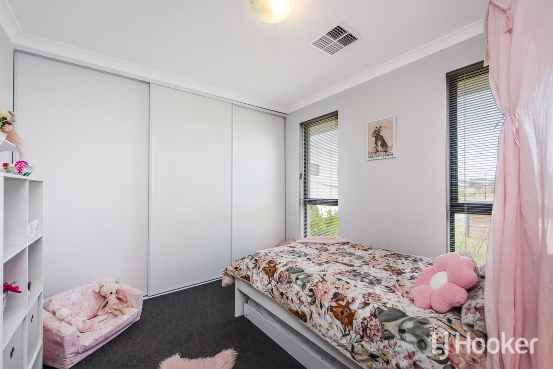 20 Wayside Court — photo 6 of 30