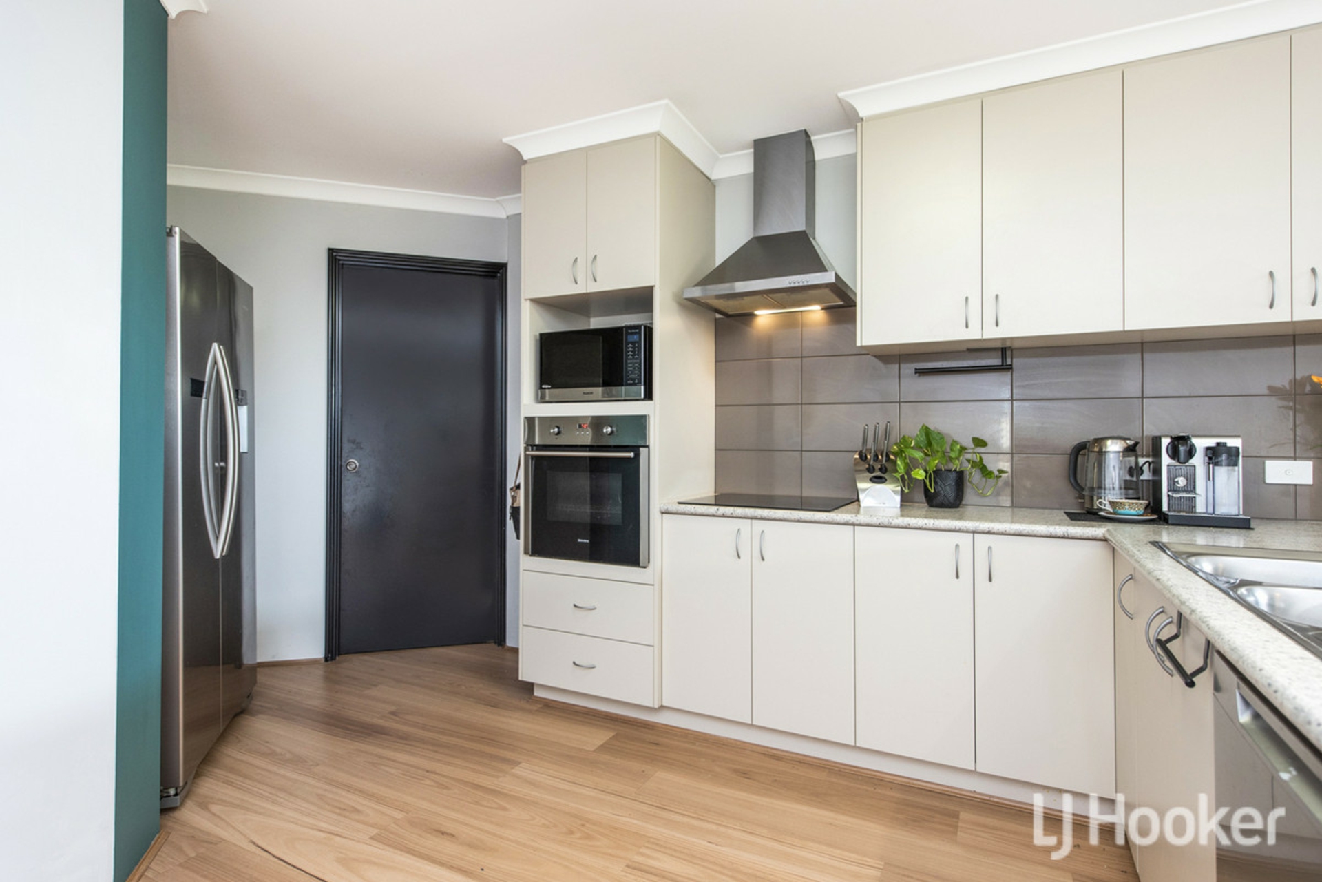 20 Wayside Court — photo 17 of 30