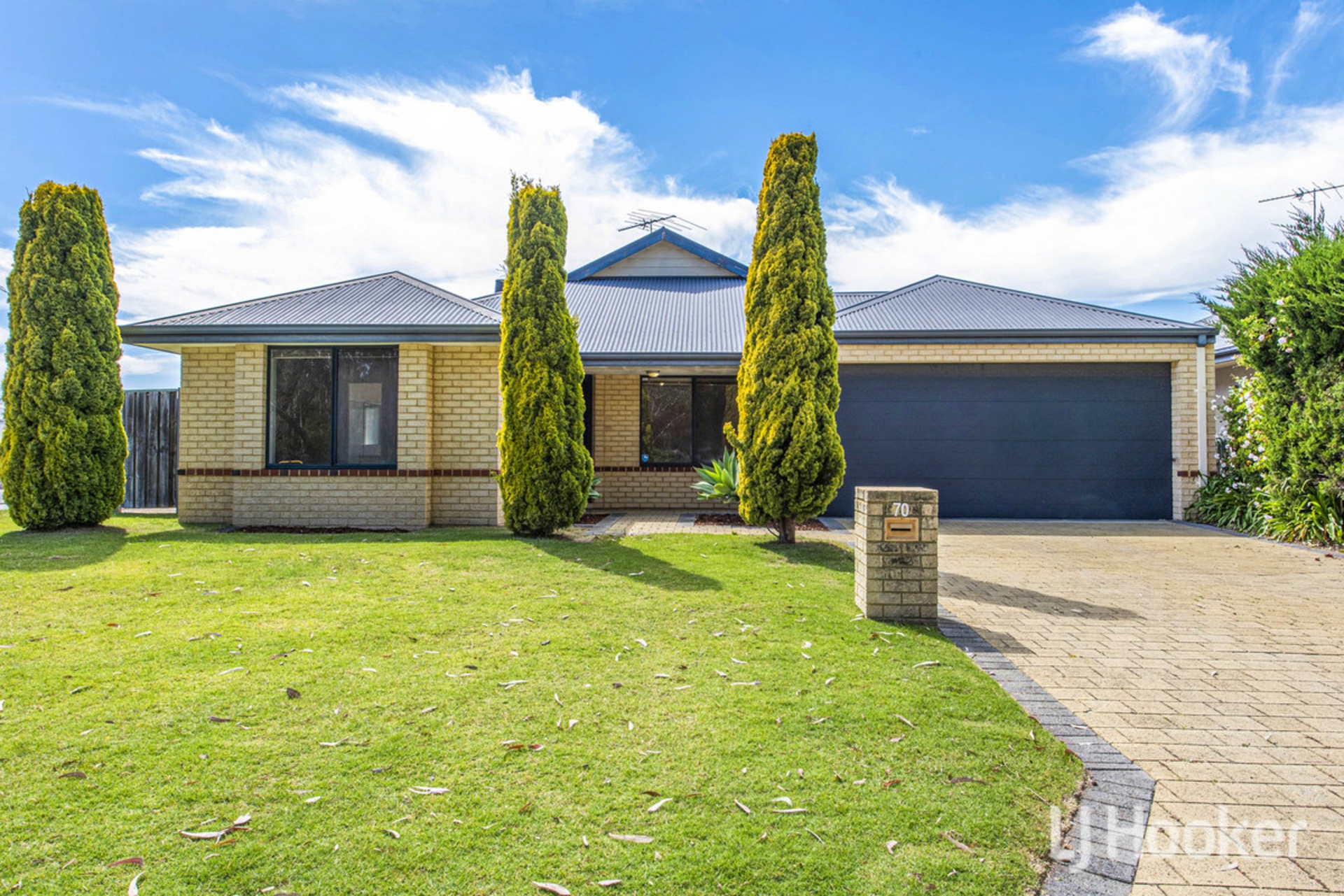 70 Chatsworth Drive — photo from LJ Hooker Mandurah