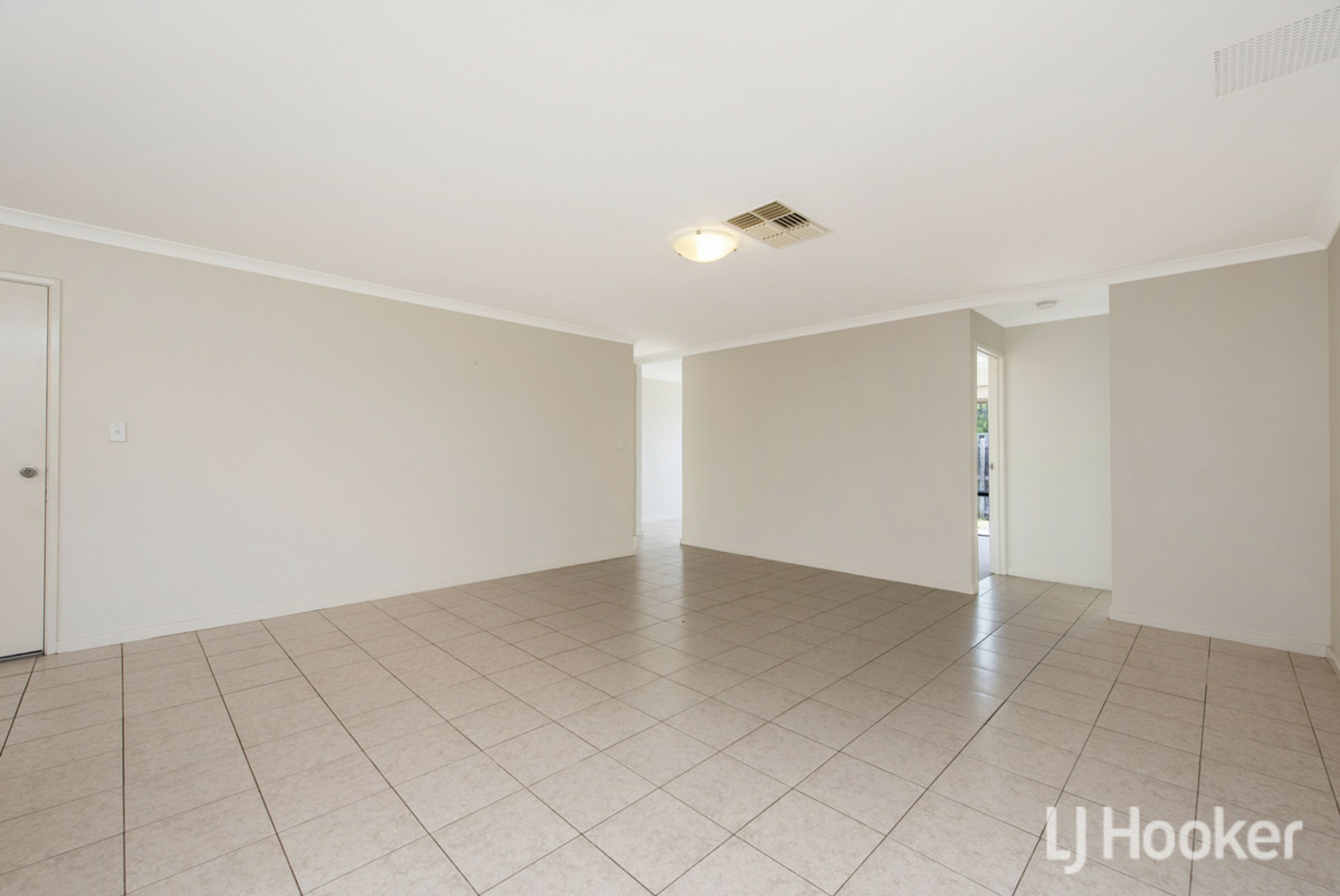70 Chatsworth Drive — photo 11 of 27