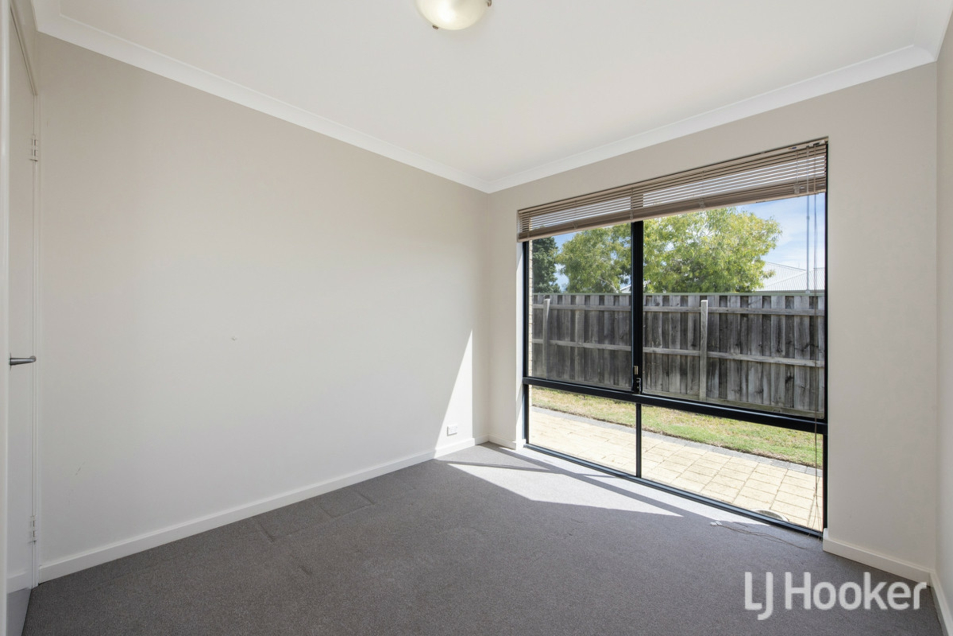 70 Chatsworth Drive — photo 18 of 27