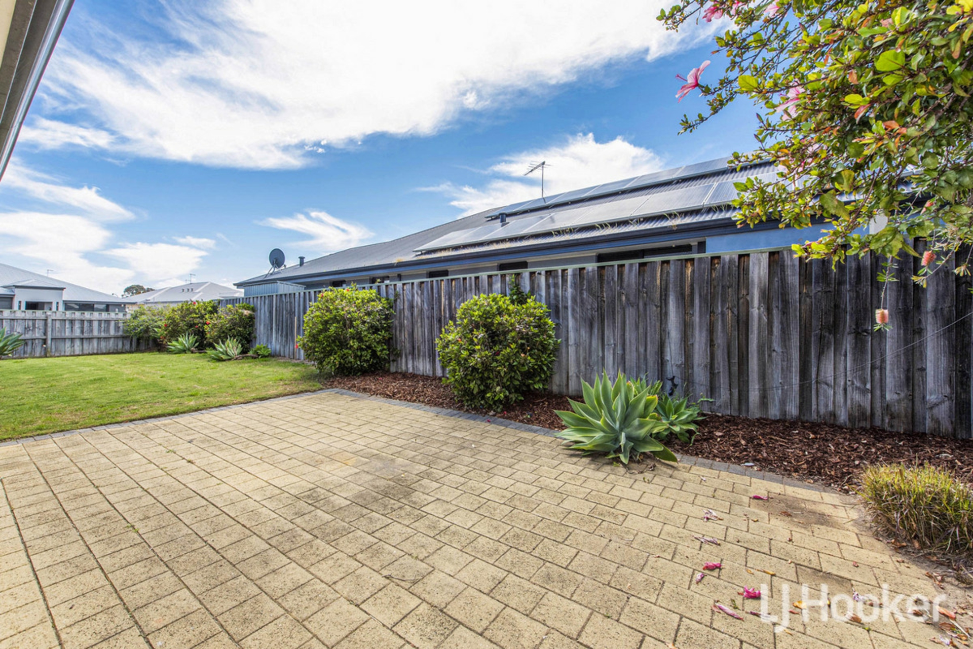 70 Chatsworth Drive — photo 24 of 27