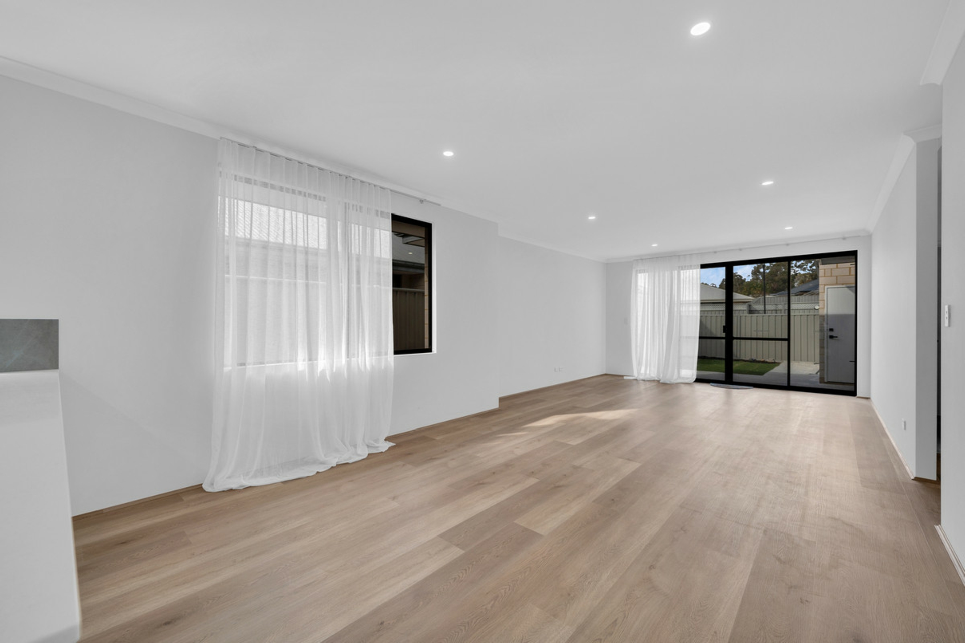 69 Somerford Promenade — photo 11 of 20