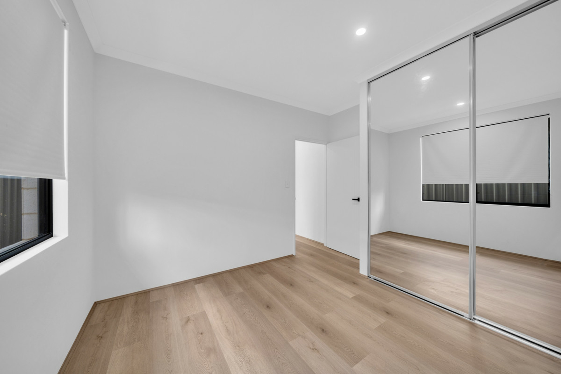 69 Somerford Promenade — photo 17 of 20