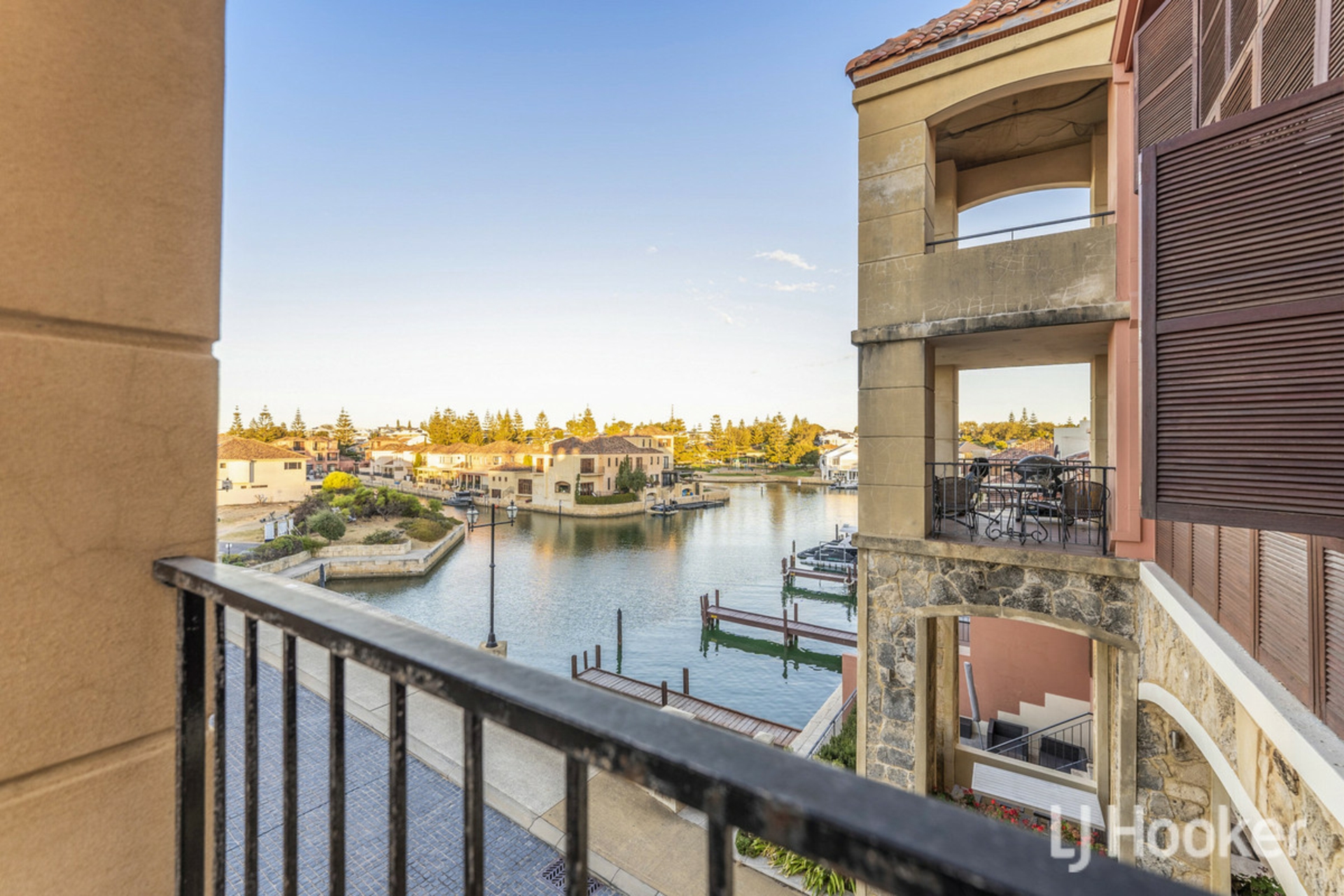 11/18 Port Quays — photo 6 of 30