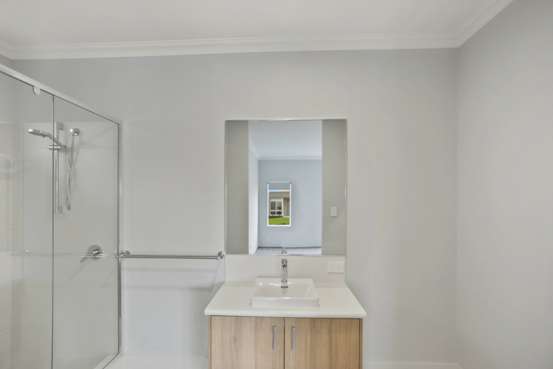 17 Huntington Street — photo 4 of 13