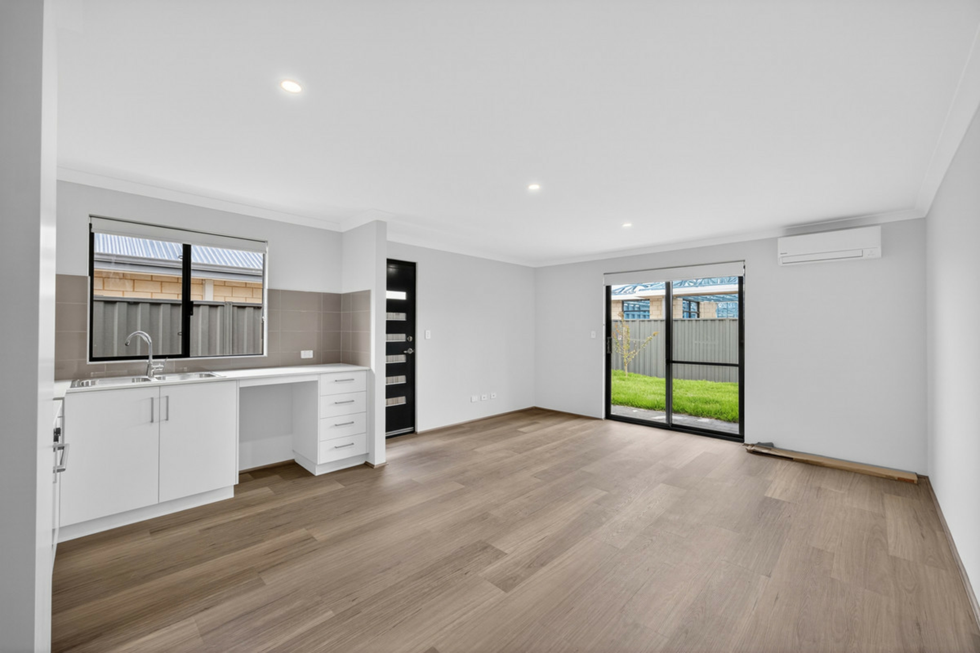 9A Kenton Way — photo 7 of 15