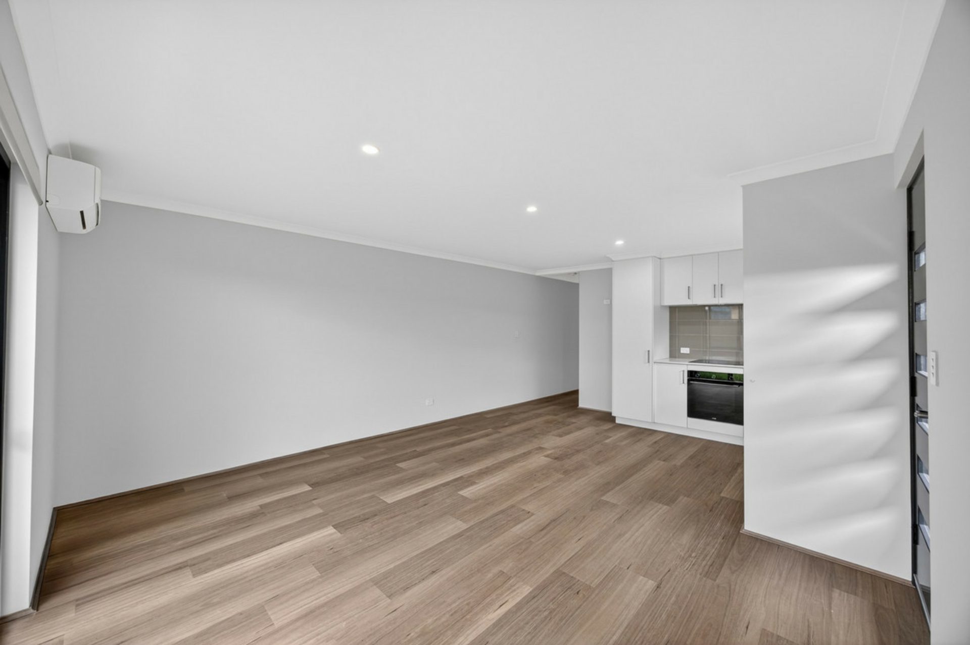 9A Kenton Way — photo 8 of 15