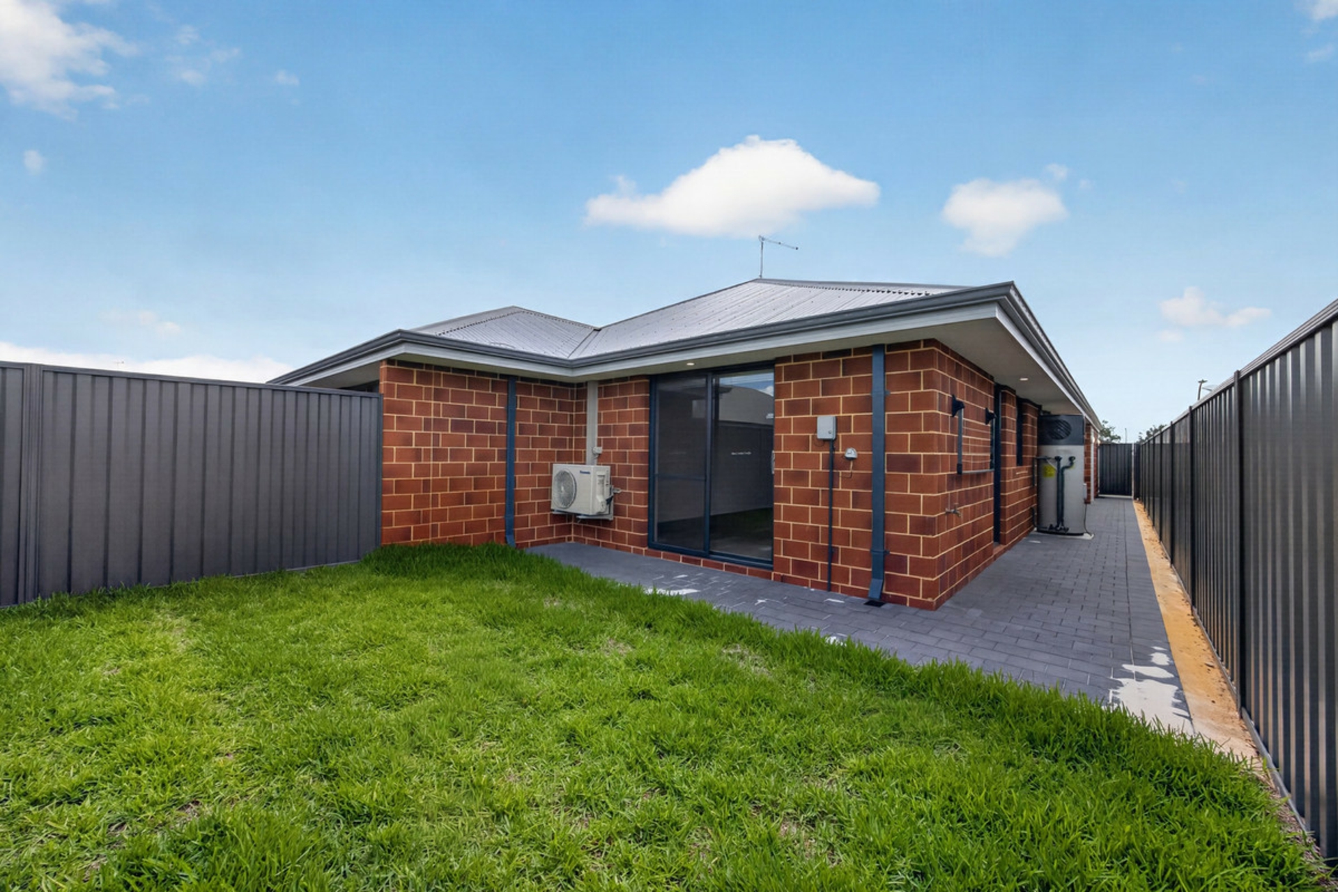 9A Kenton Way — photo 15 of 15