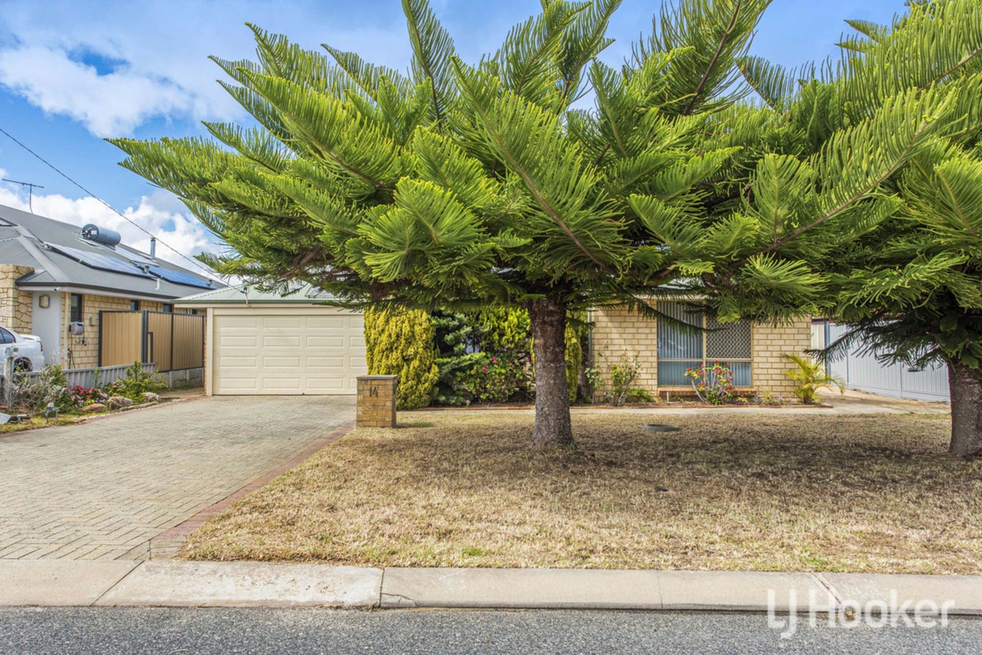 14 Blue Fin Drive — photo 2 of 30