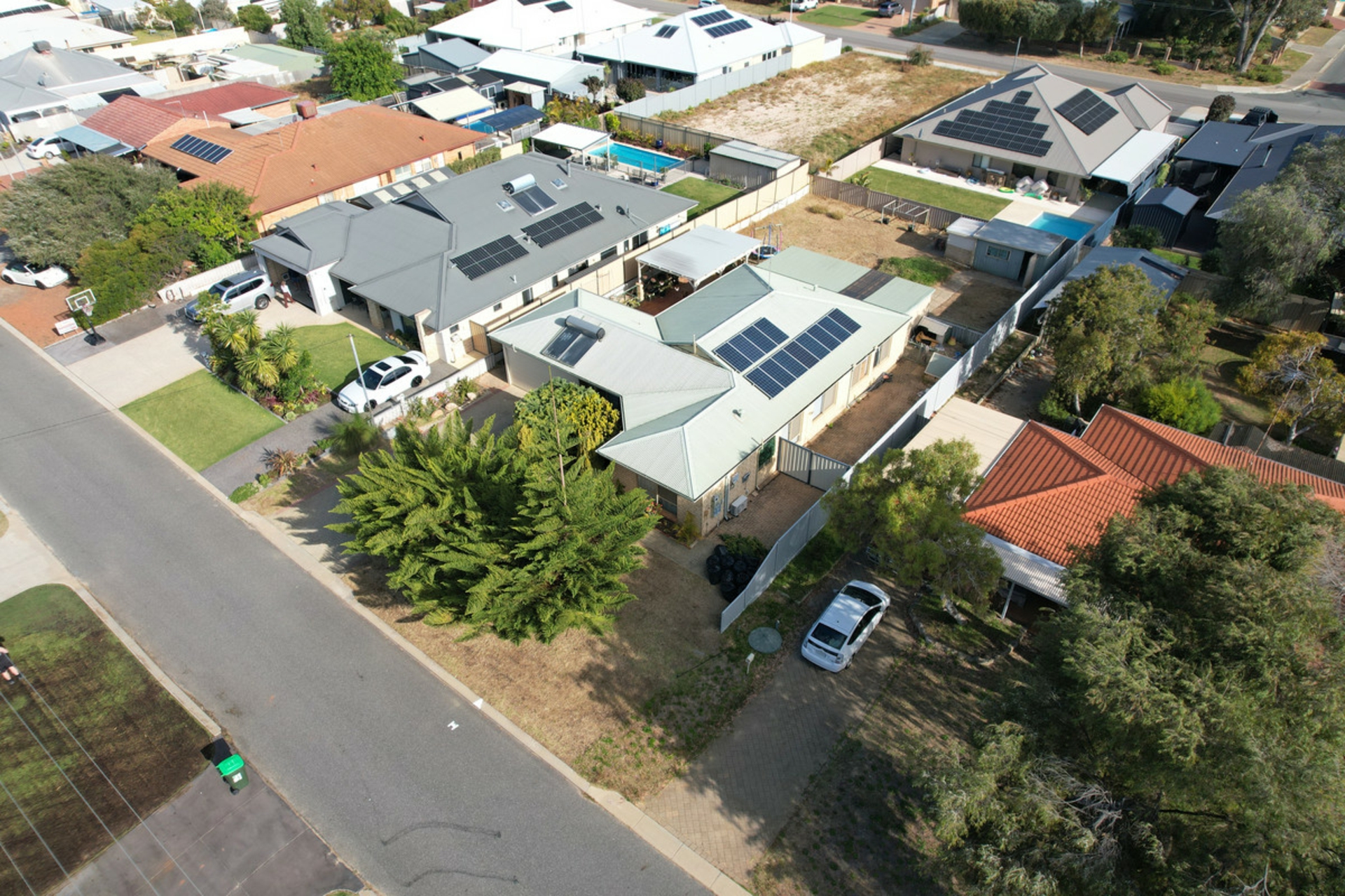 14 Blue Fin Drive — photo 5 of 30