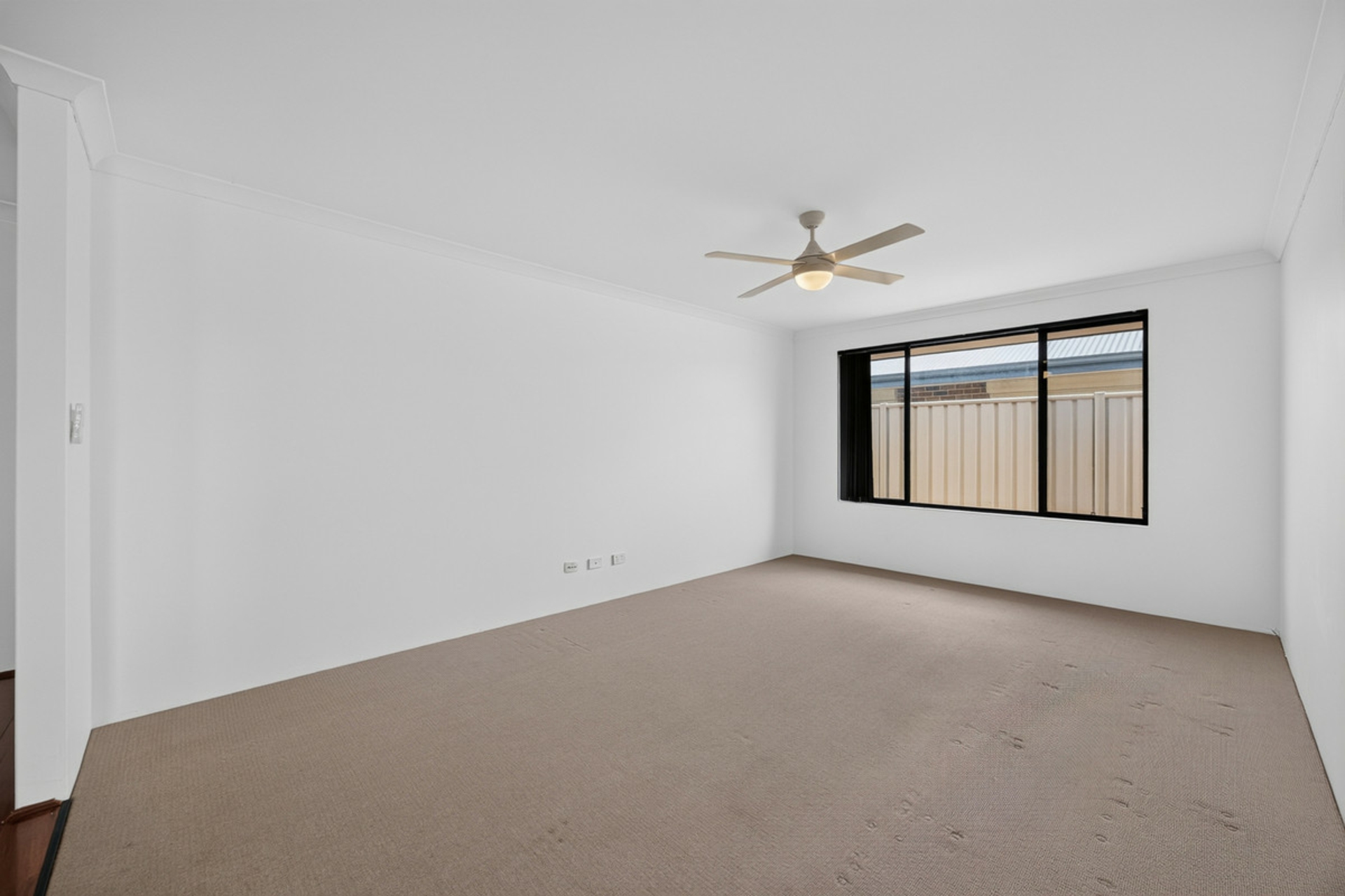 32 Longmeadow Vista — photo 7 of 17