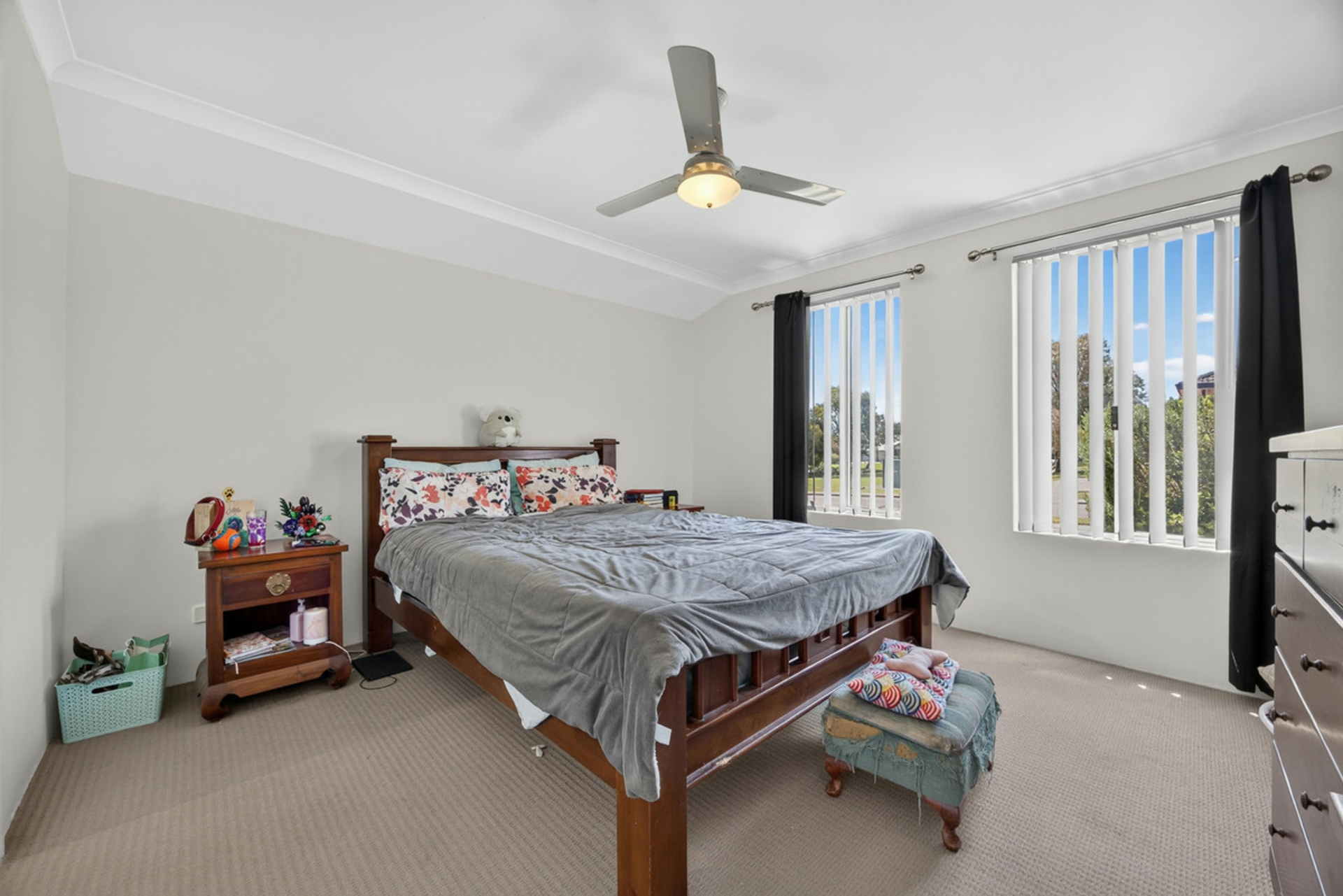 40 Dunning Street — photo 9 of 17