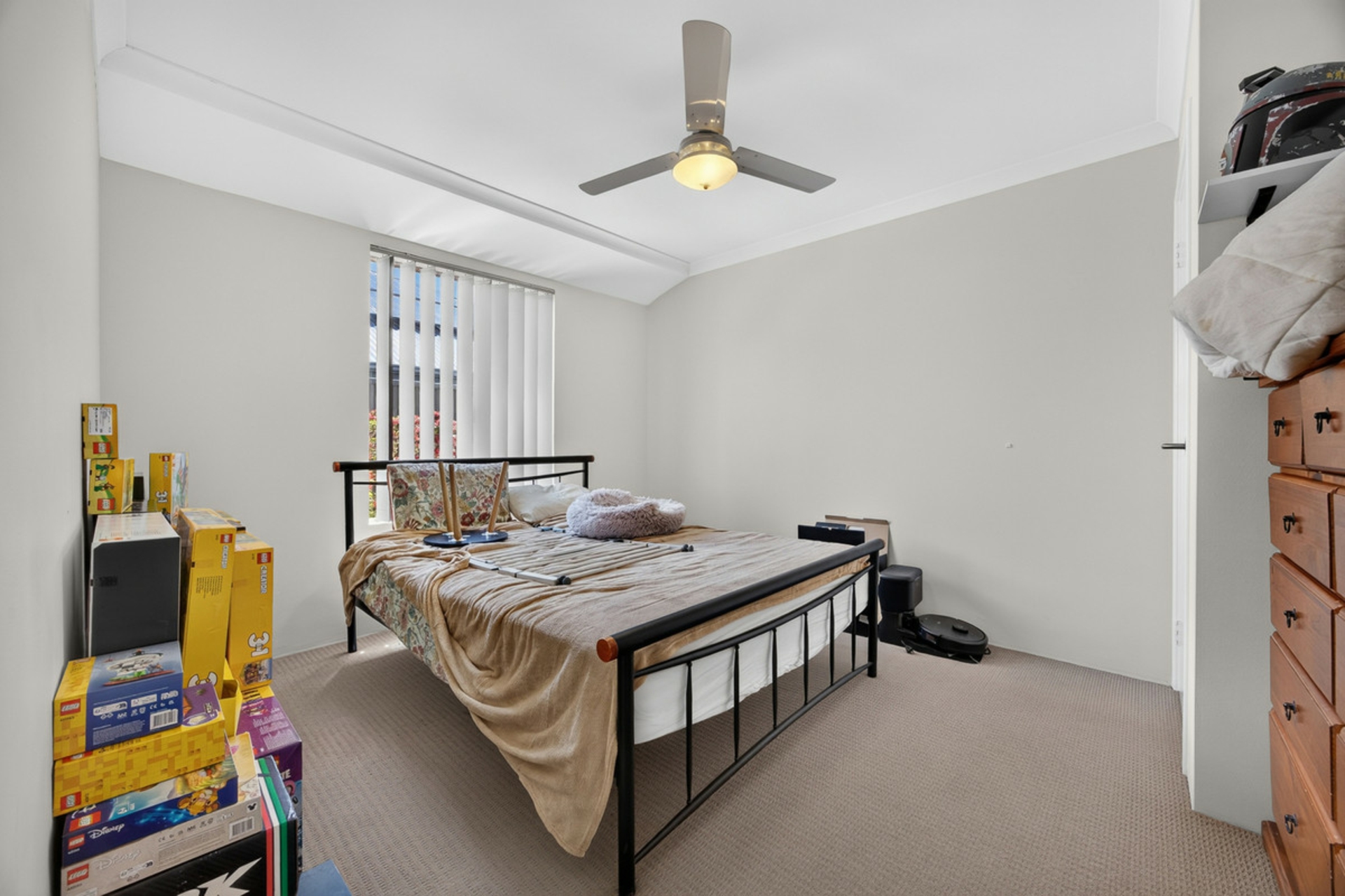 40 Dunning Street — photo 11 of 17