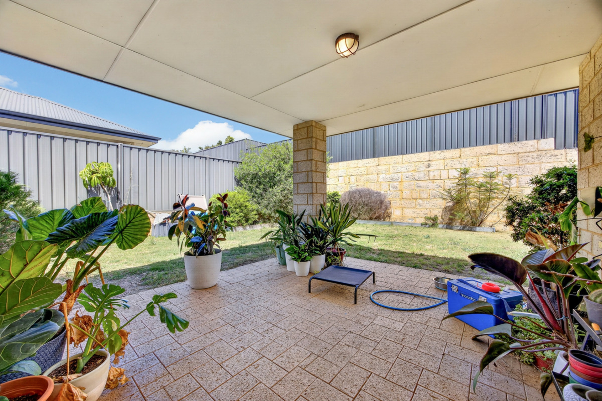 40 Dunning Street — photo 16 of 17