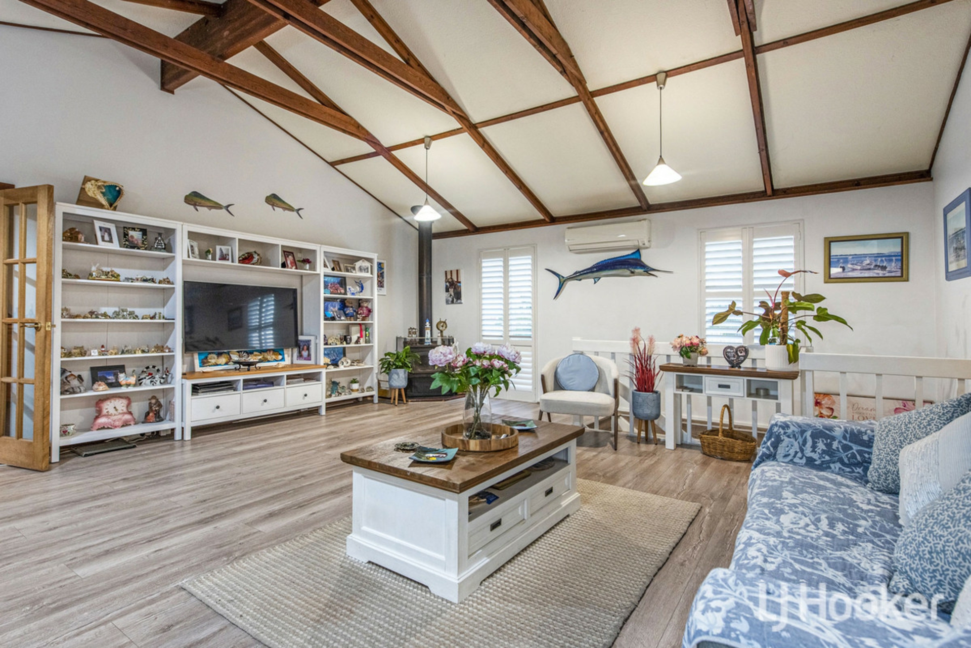 8 Atwick Court — photo 4 of 30