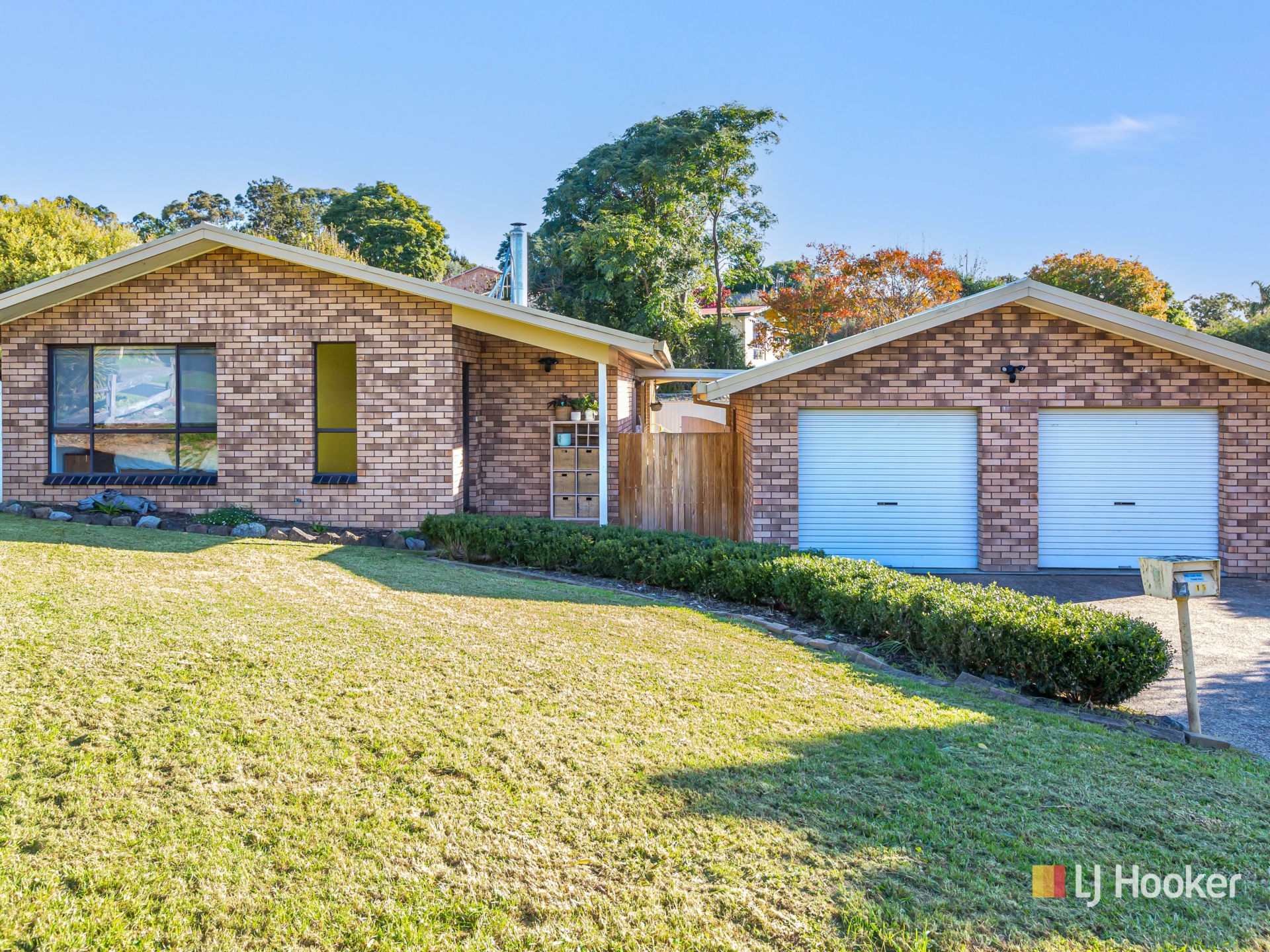 15 Laws Drive, Bega