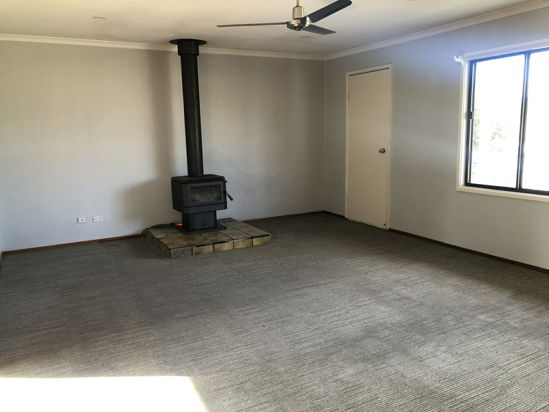 1/15 Gordon Street Bega NSW House for Rent LJ Hooker