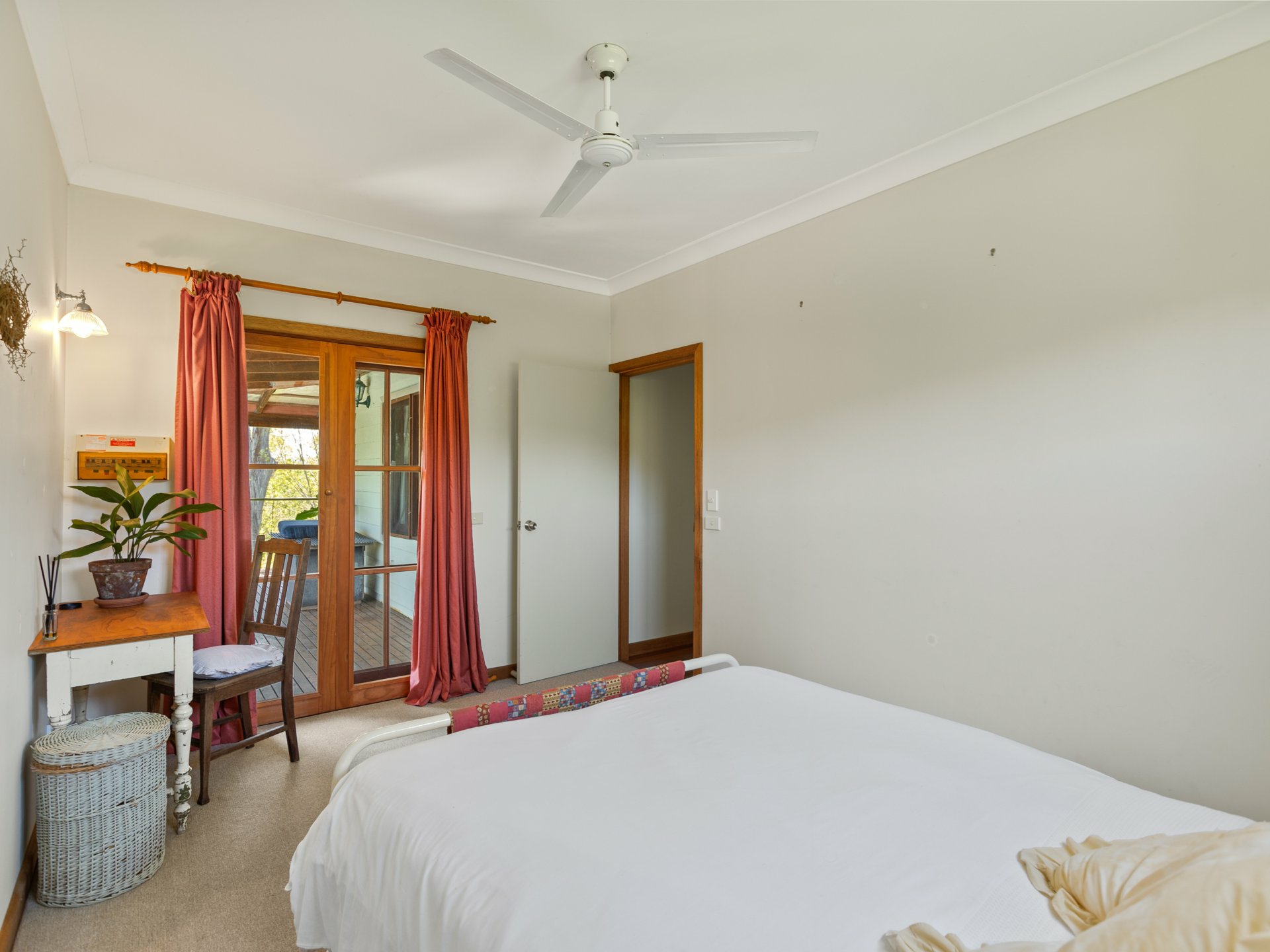85 Scotland Yard Road, BEGA