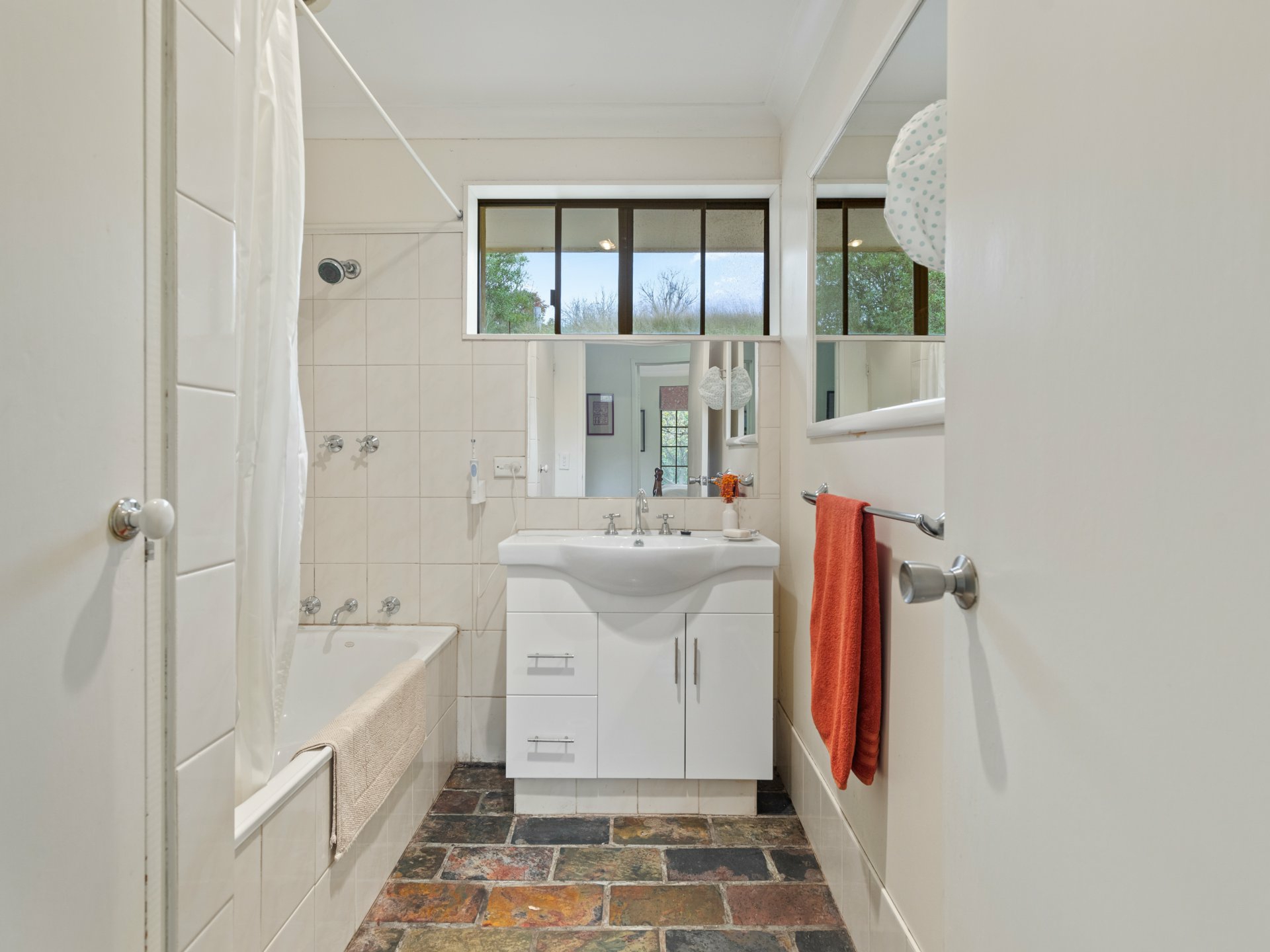 280 Daisy Hill Road, BEGA