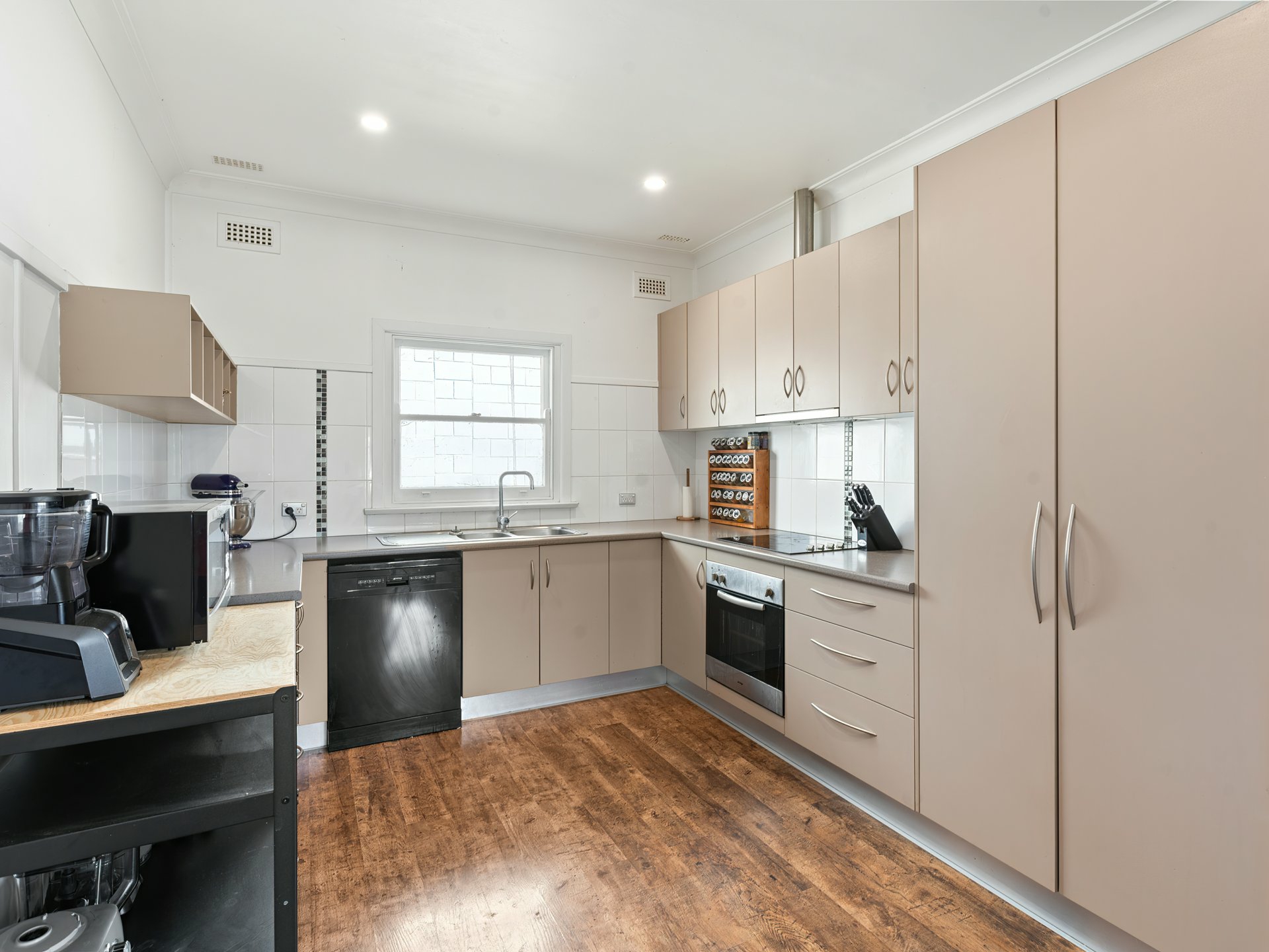 25 Kirkland Crescent, BEGA