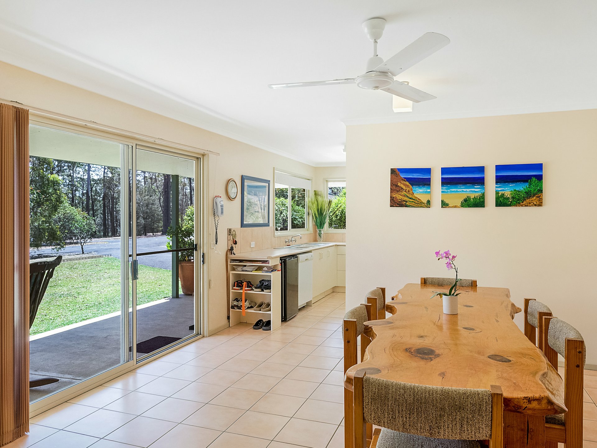 1804 Sapphire Coast Drive, KALARU