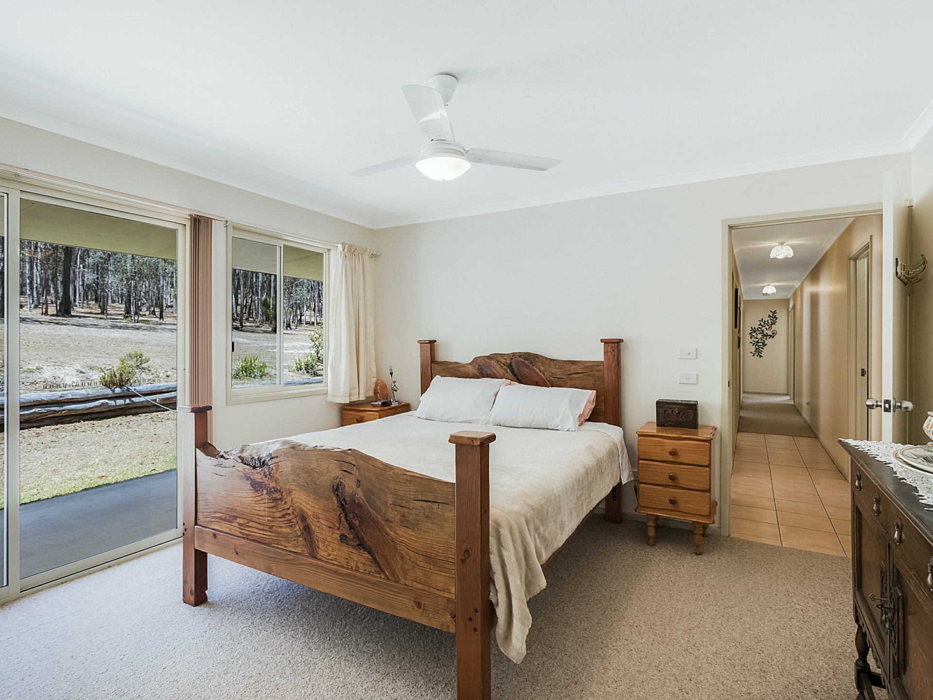 1804 Sapphire Coast Drive, KALARU