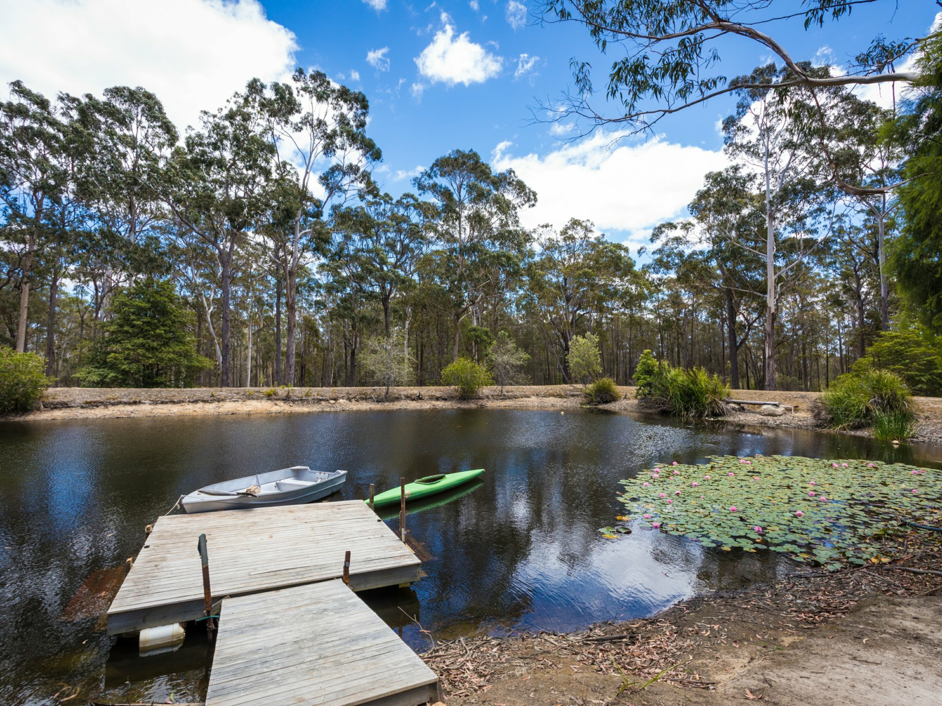 1804 Sapphire Coast Drive, KALARU