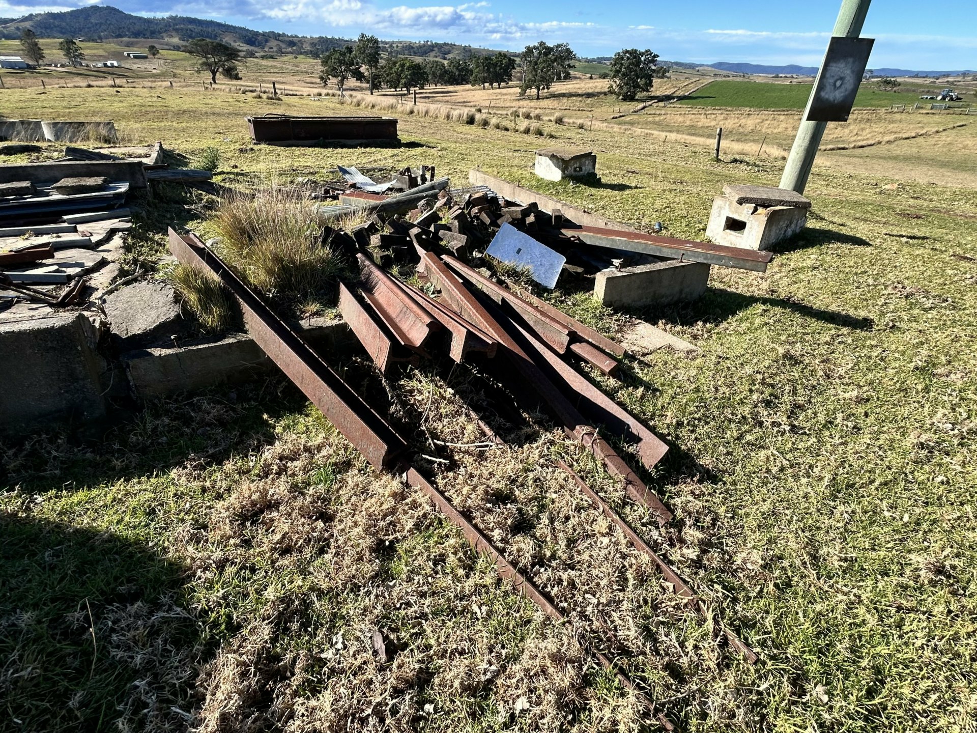 FARM CLEARANCE SALE/684 West Kameruka Road, KAMERUKA