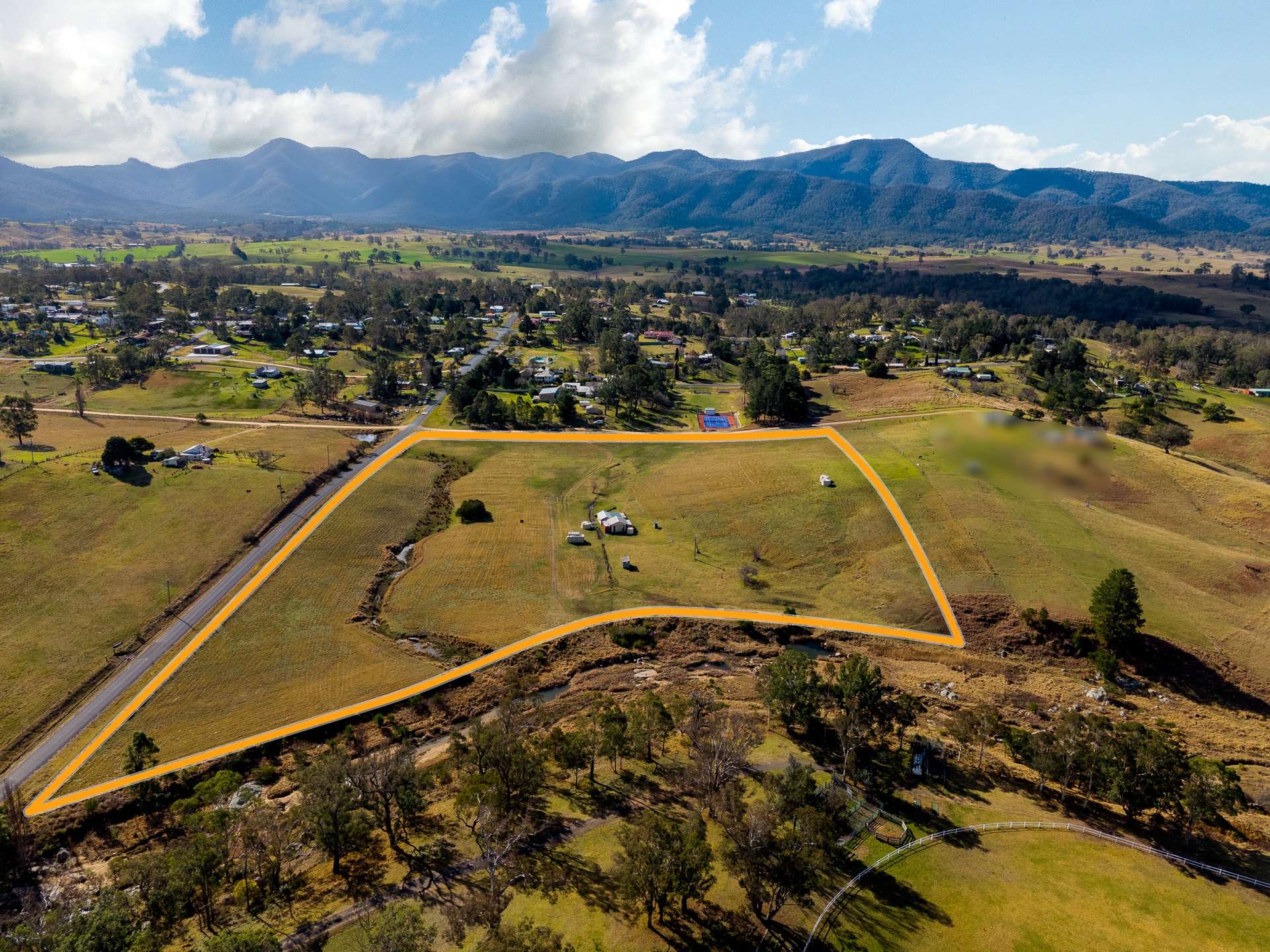 10-16 Nimmitabel Street — photo from LJ Hooker Bega