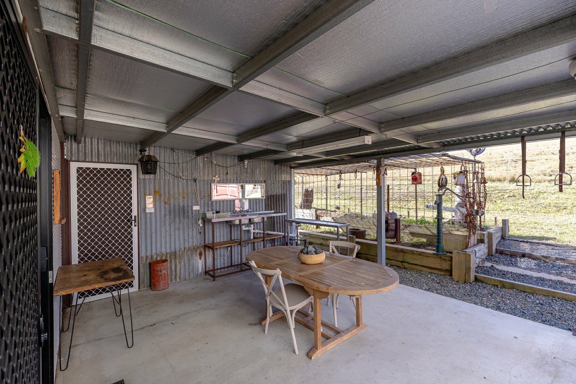 10-16 Nimmitabel Street — photo 15 of 22