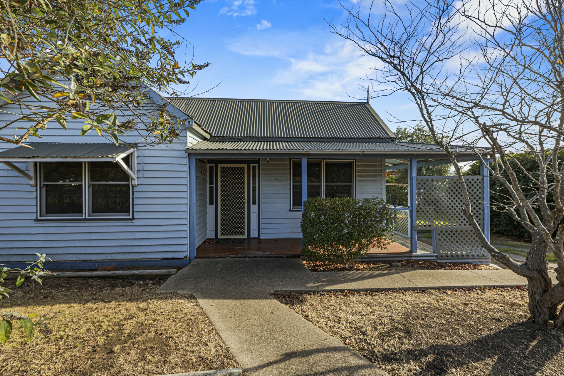 255 Newtown Road — photo 2 of 21
