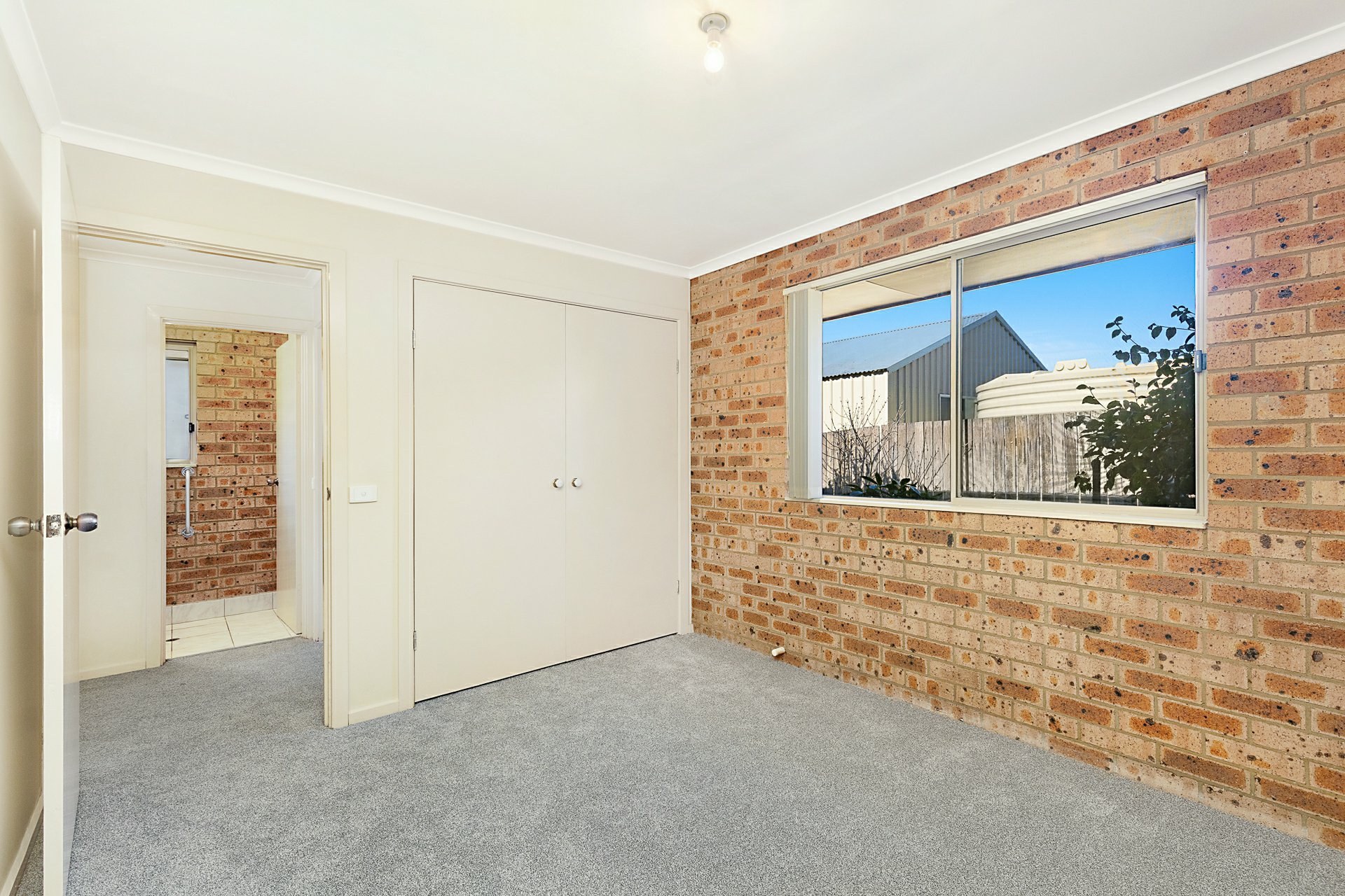 6/16-18 Little Bega Street — photo 5 of 14