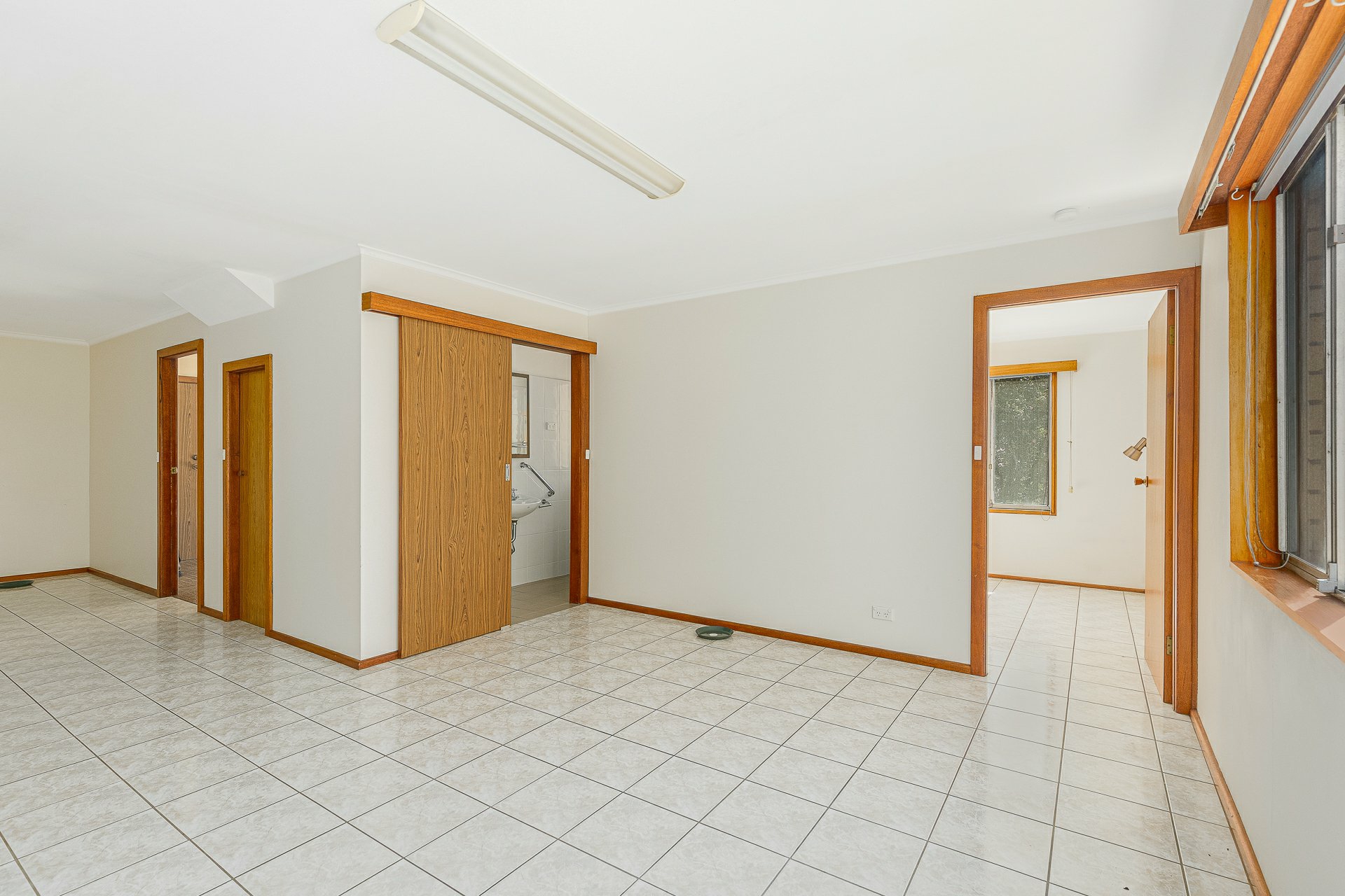 26 Park Lane — photo 16 of 29